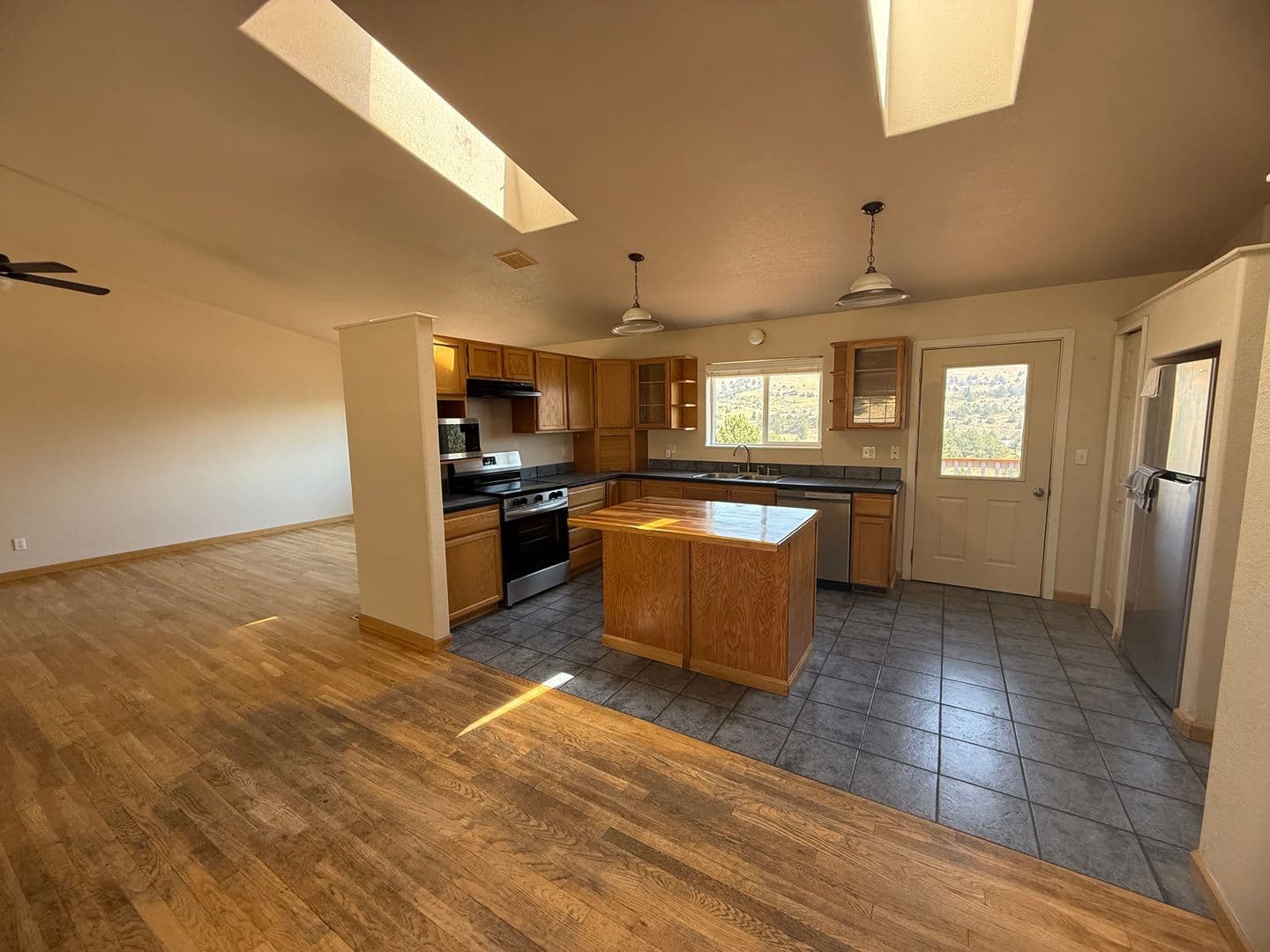 Klamath Falls House: 1839 Melanie Court