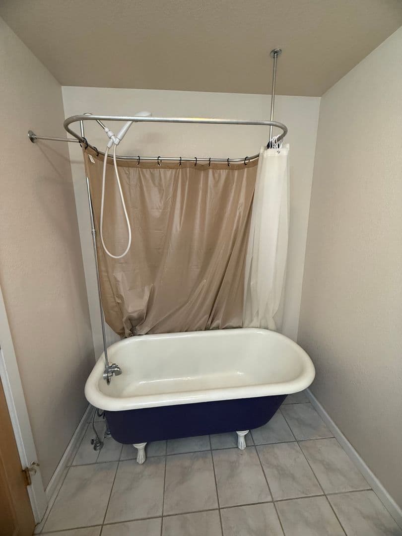 Klamath Falls House: 1839 Melanie Court