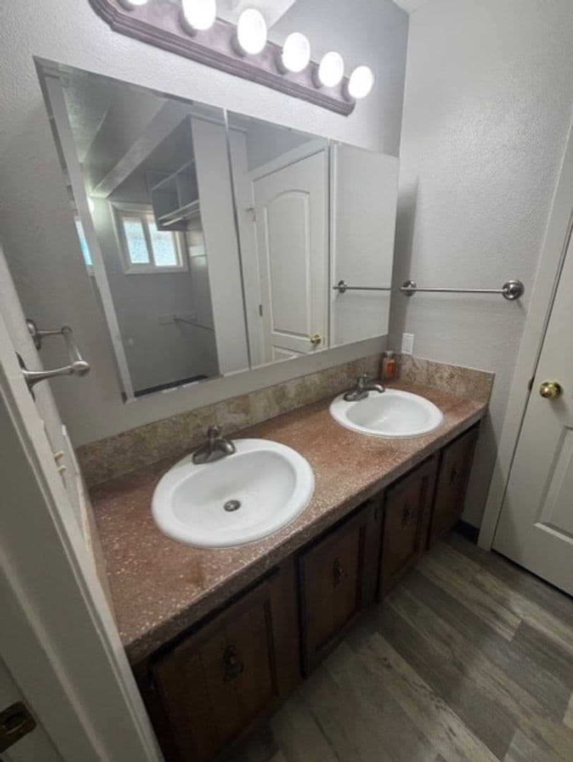 Klamath Falls House: 5122 Bryant Ave