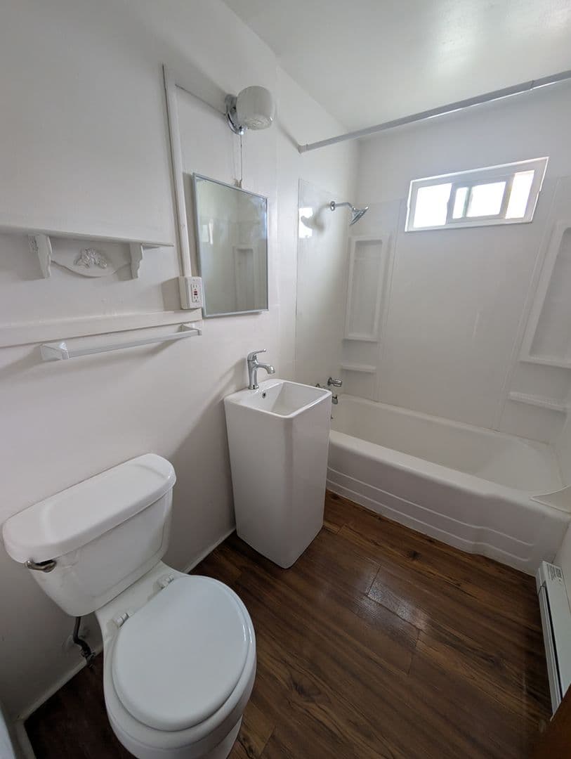 Klamath Falls Apartment: 3614-3628 Summers Lane
