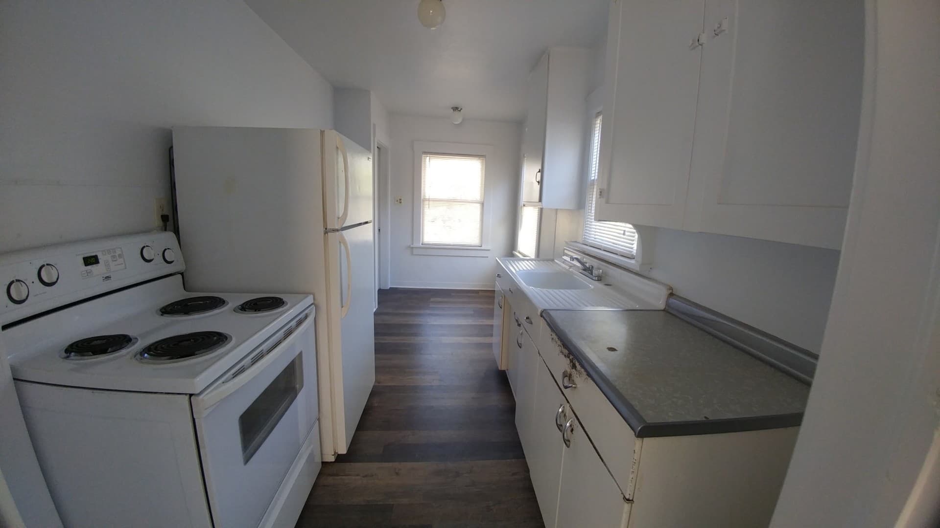 Klamath Falls Apartment: 527 N 8th
