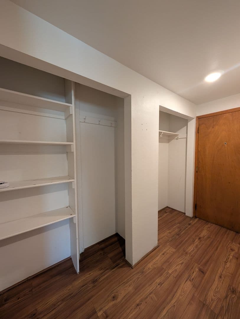 Klamath Falls Apartment: 105 N Broad St