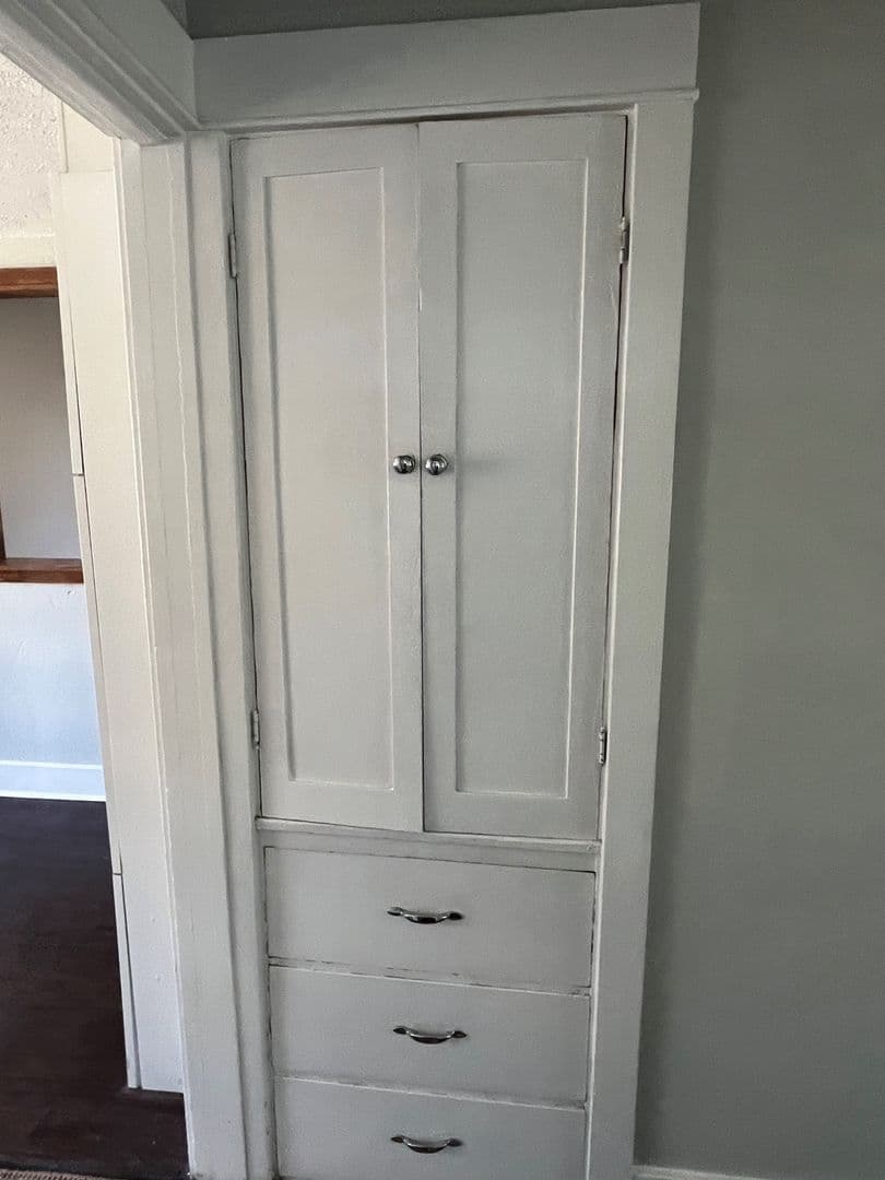 Klamath Falls Apartment: 1826 Oregon Ave