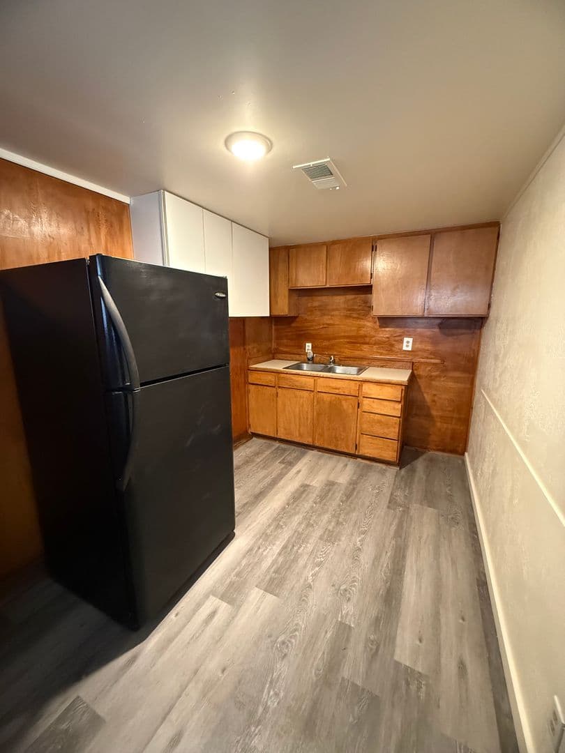 Klamath Falls Apartment: 3147 Boardman Ave