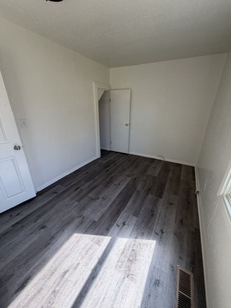 Klamath Falls House: 2619 Scott St.