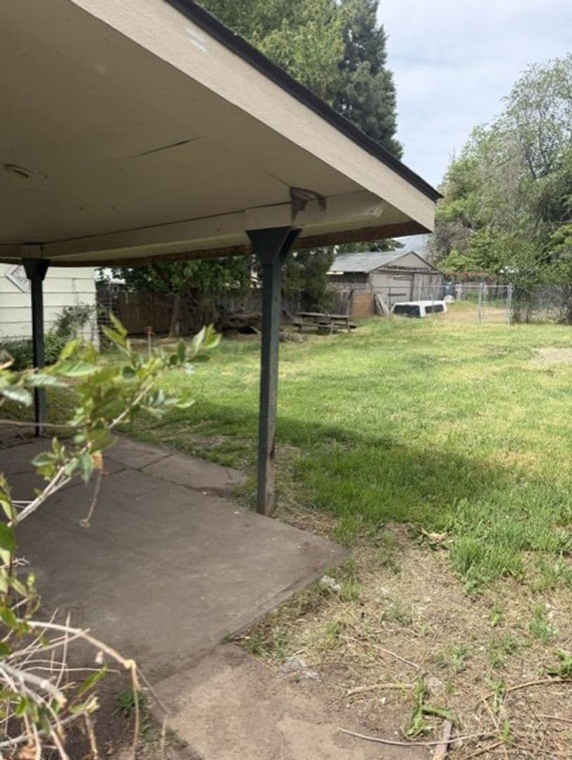 Klamath Falls House: 2619 Scott St.