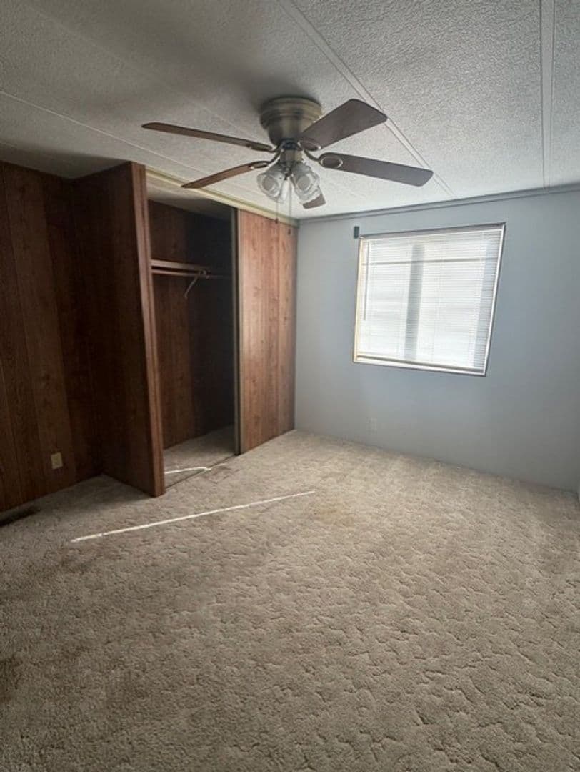Klamath Falls House: 2346 Frontage Rd.