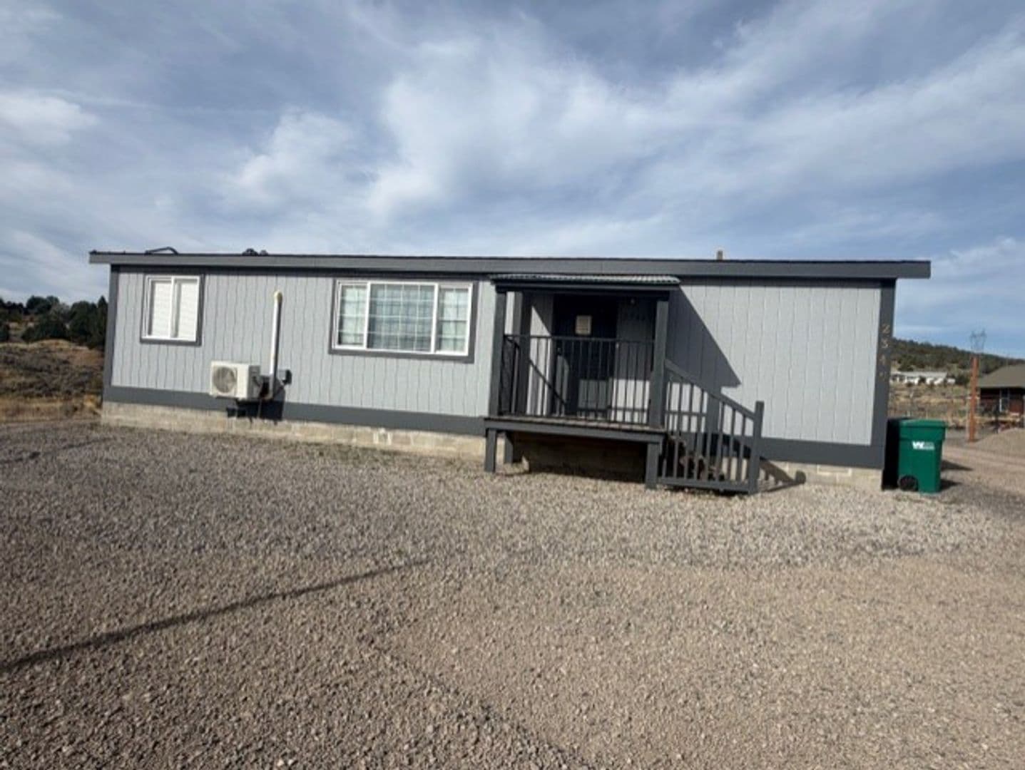 Klamath Falls House: 2346 Frontage Rd.