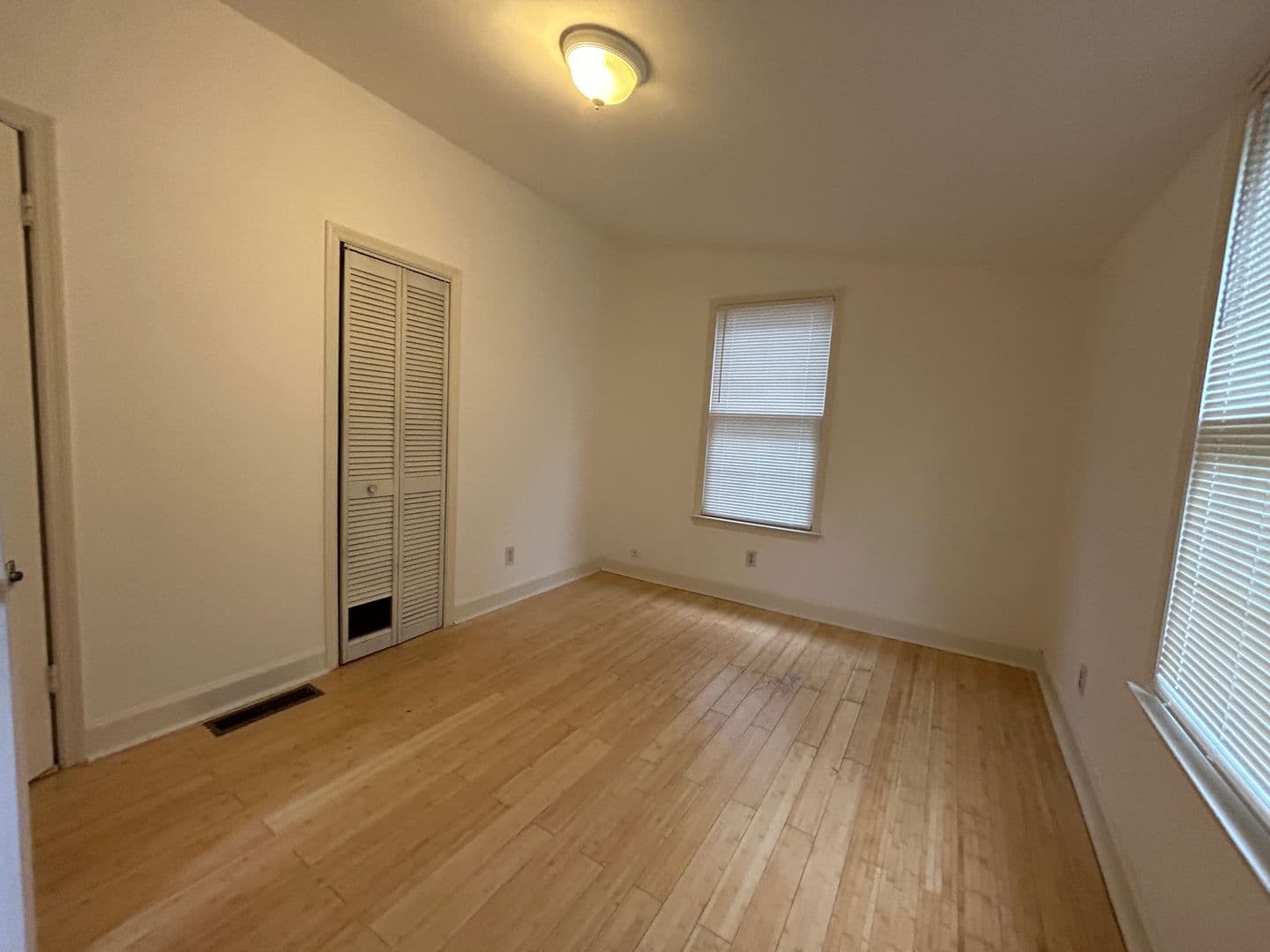 Atlanta Apartment: 0, 145, 151, 225 Sampson