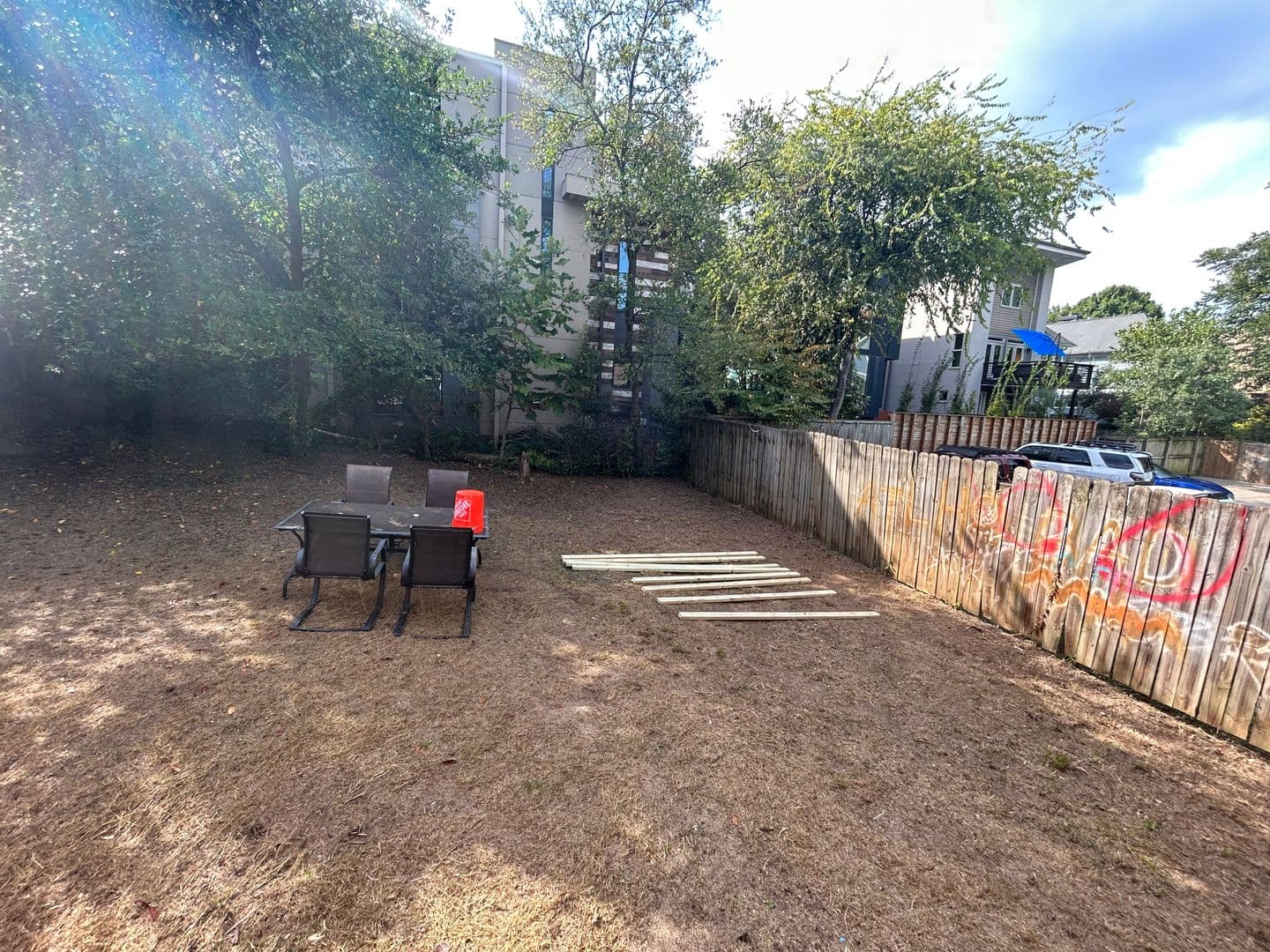 Atlanta Apartment: 0, 145, 151, 225 Sampson