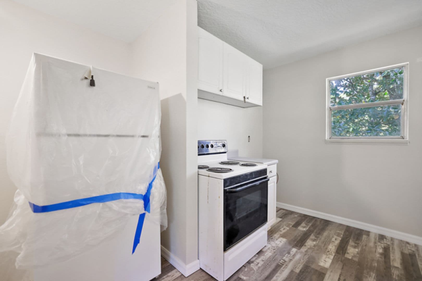 Webster House: 3605 SR 50