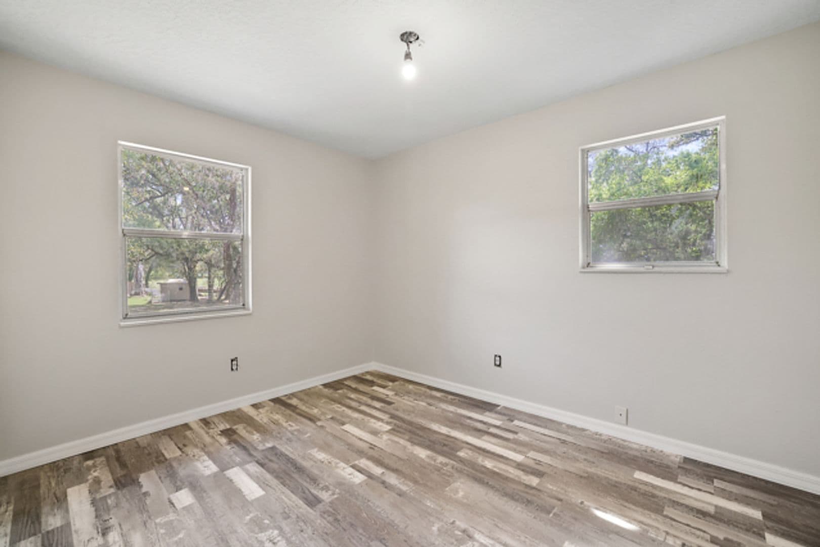 Webster House: 3605 SR 50