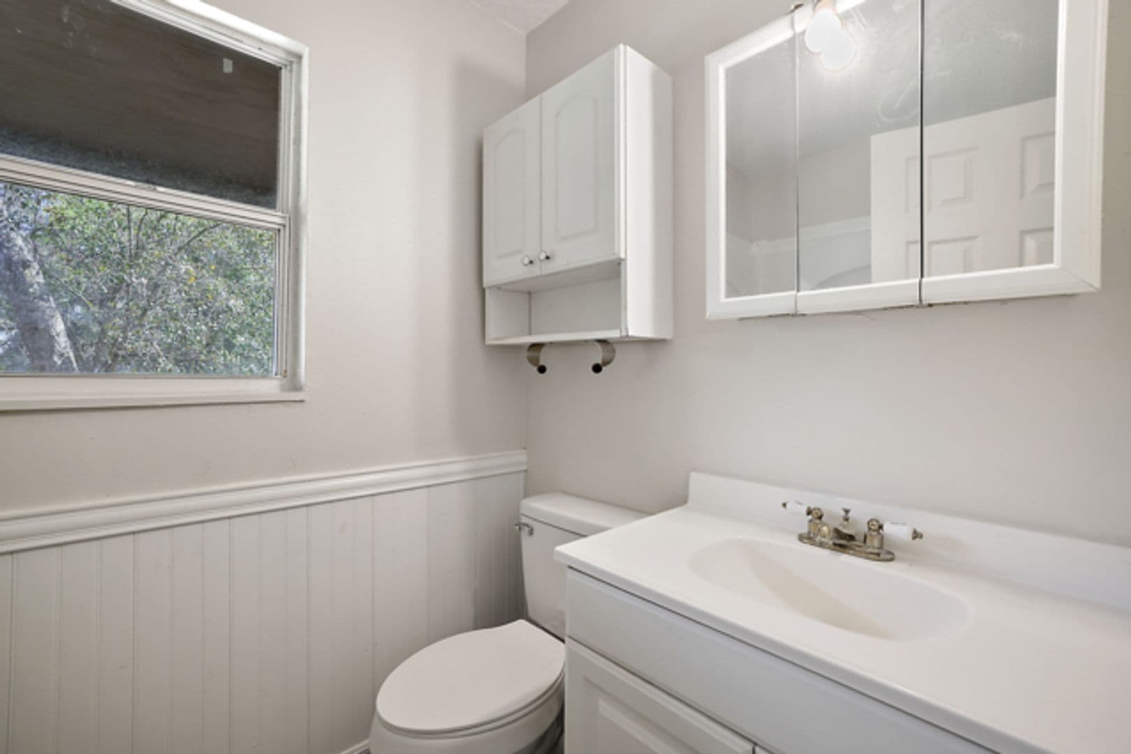 Webster House: 3605 SR 50