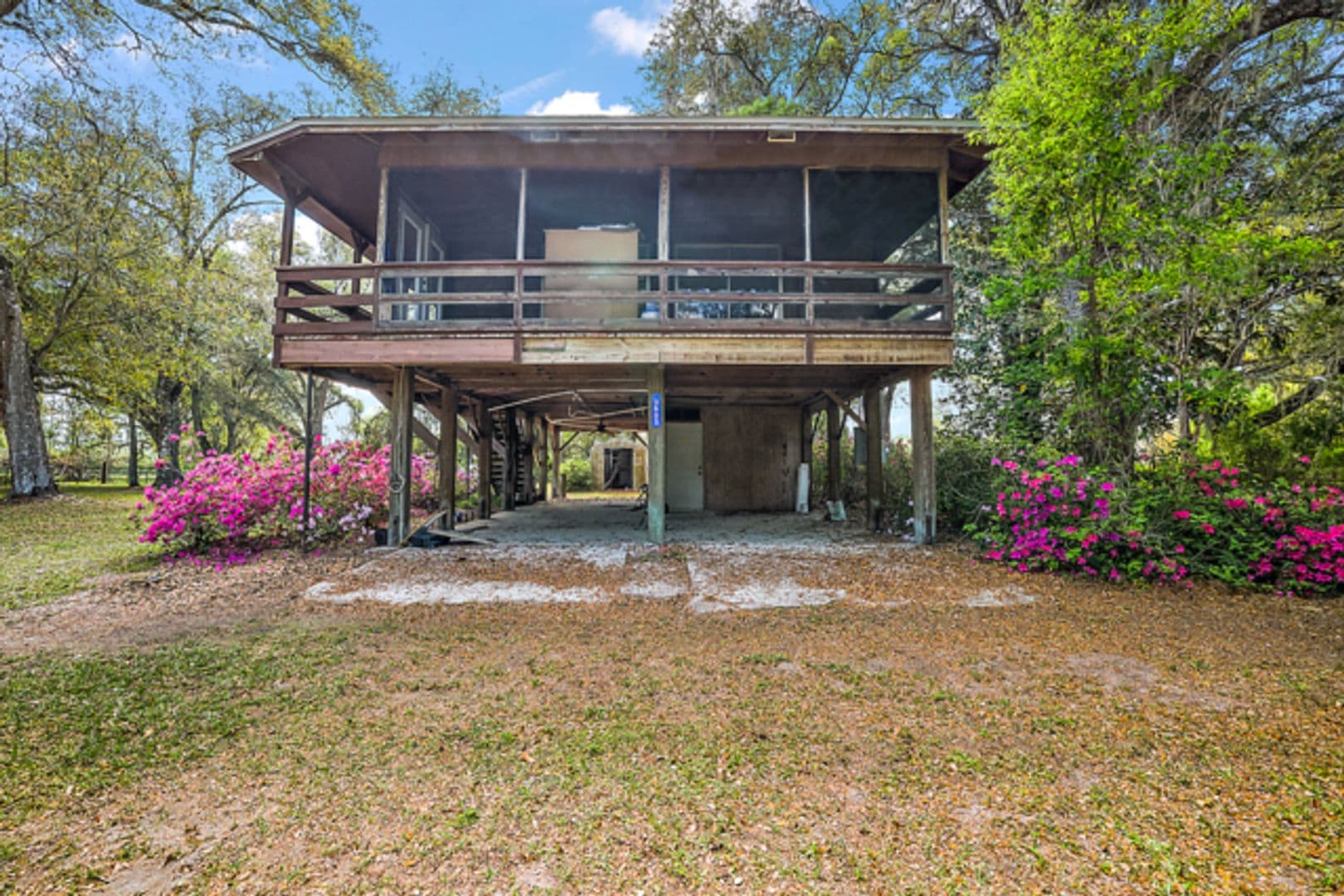 Webster House: 3605 SR 50