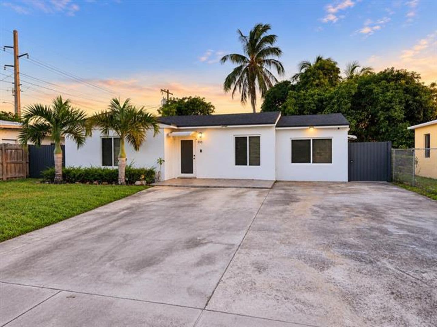 Miami House: 510 NW 108th St # 510