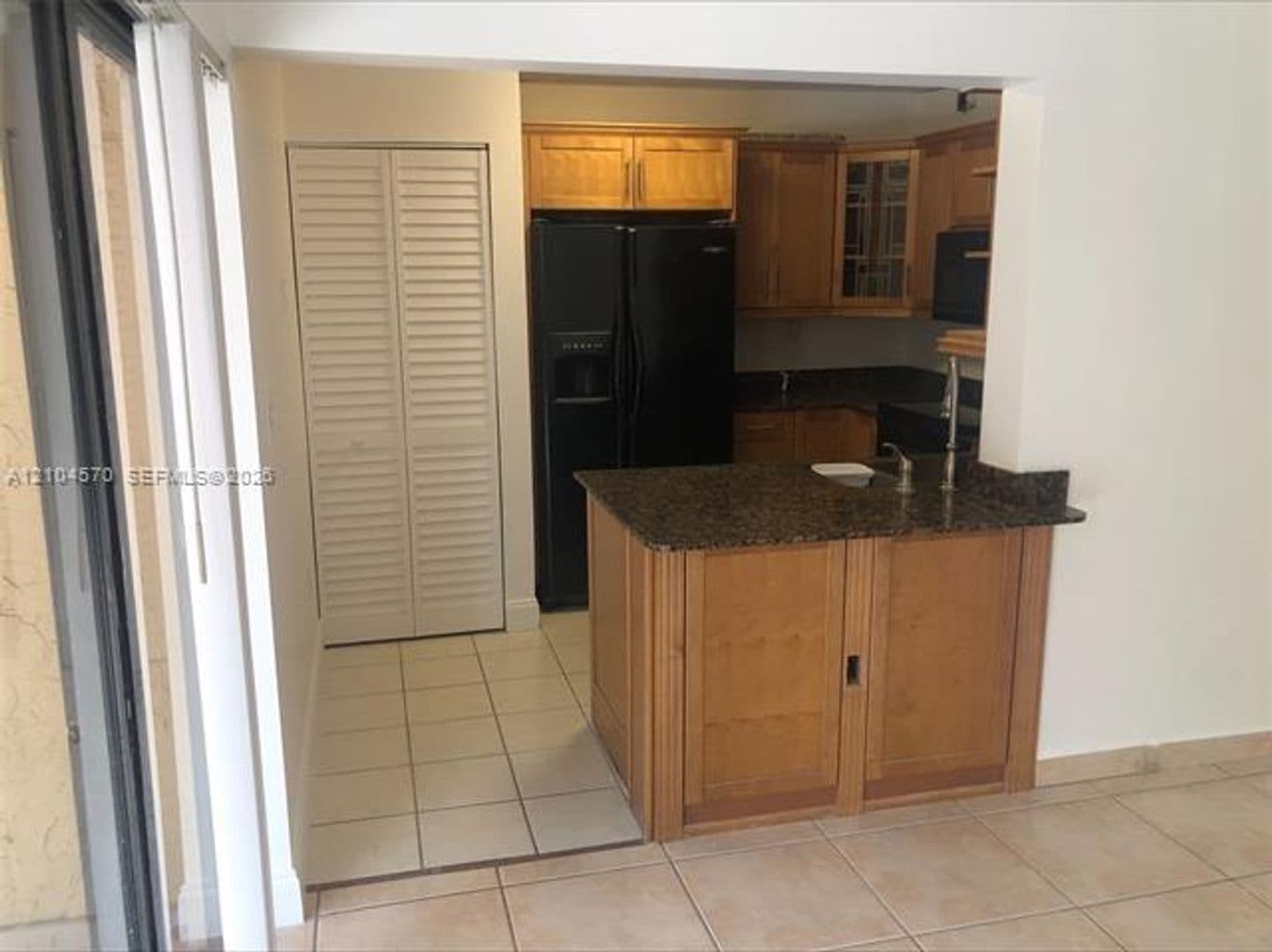 Miami Condo: 341 W Park Dr cu-106-15