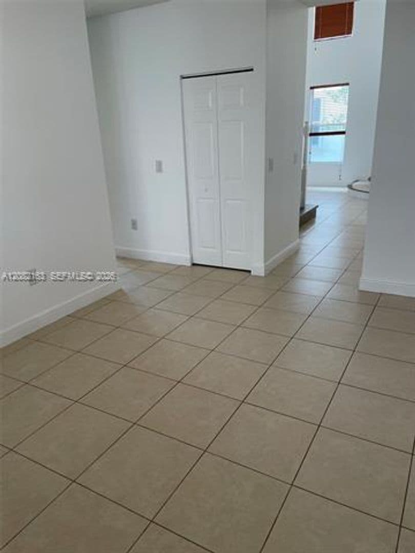 Miramar House: 17404 SW 47th Ct # 17404
