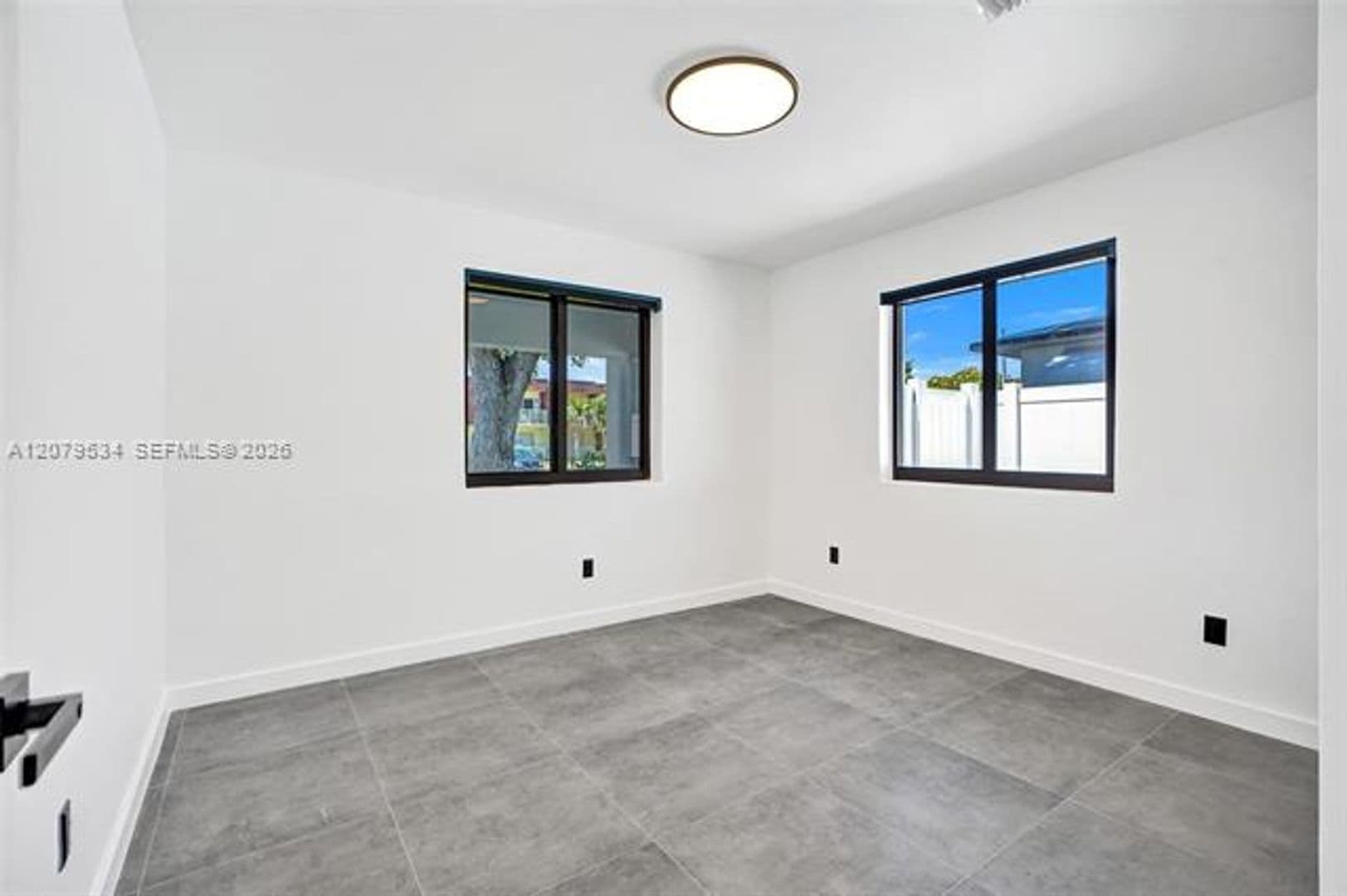 North Miami Beach Townhome: 2255 NE 173rd St # 2255