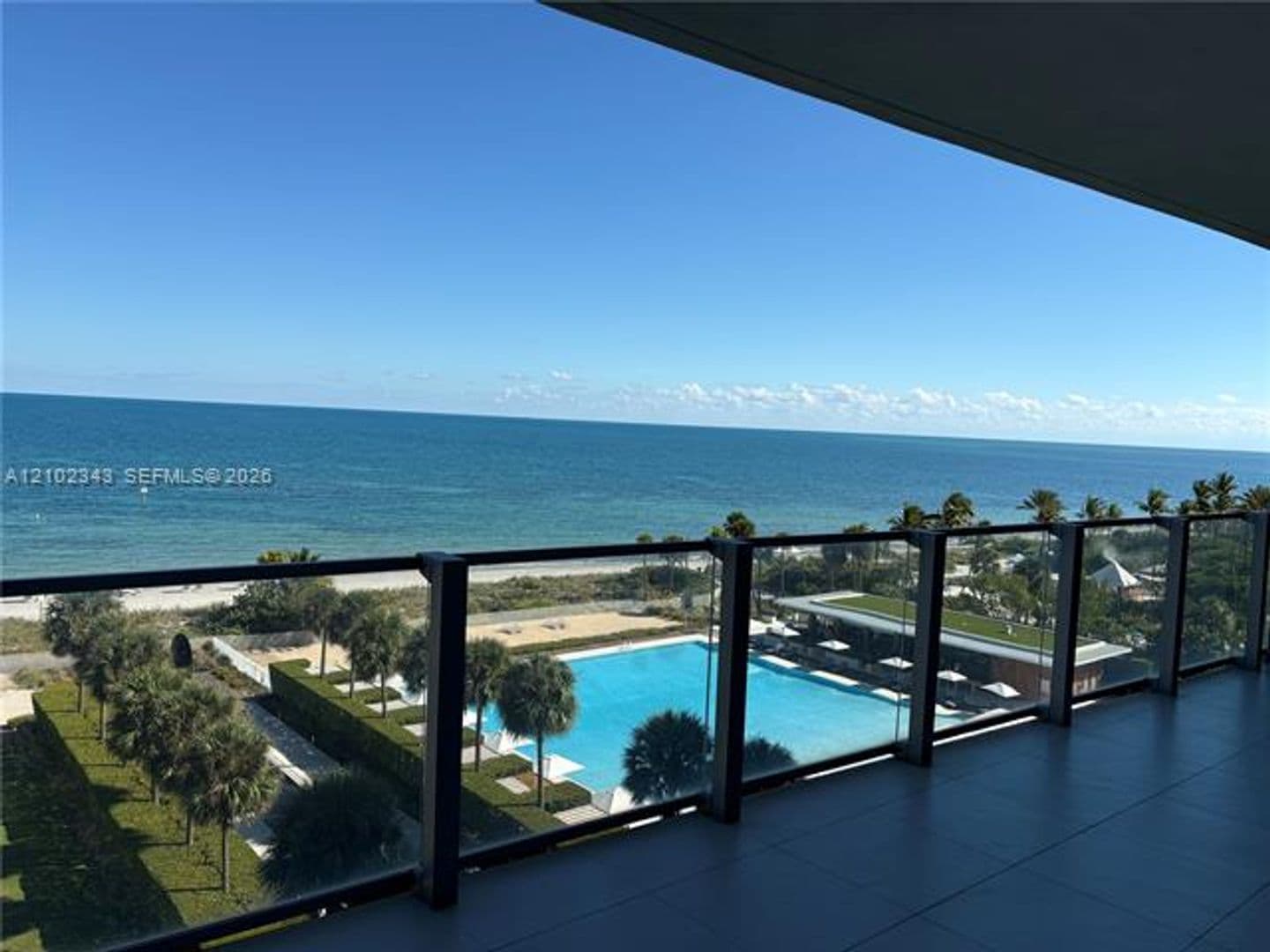 Key Biscayne Condo: 350 Ocean Dr cu-704N