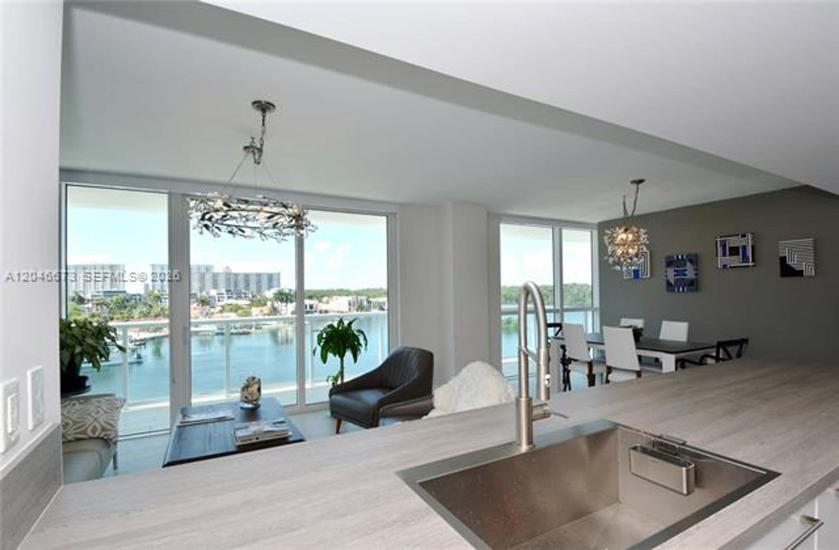 Sunny Isles Beach Condo: 400 Sunny Isles Blvd cu-521