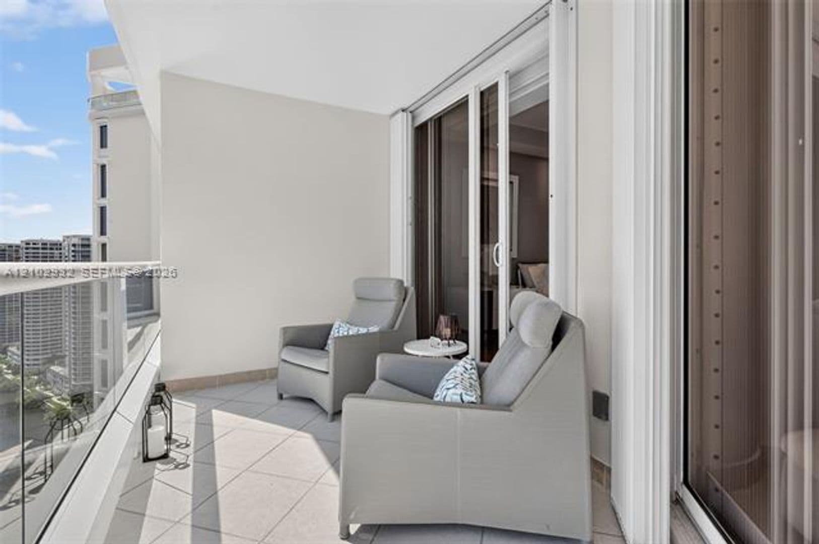 Aventura Condo: 7000 Island Blvd cu-2809