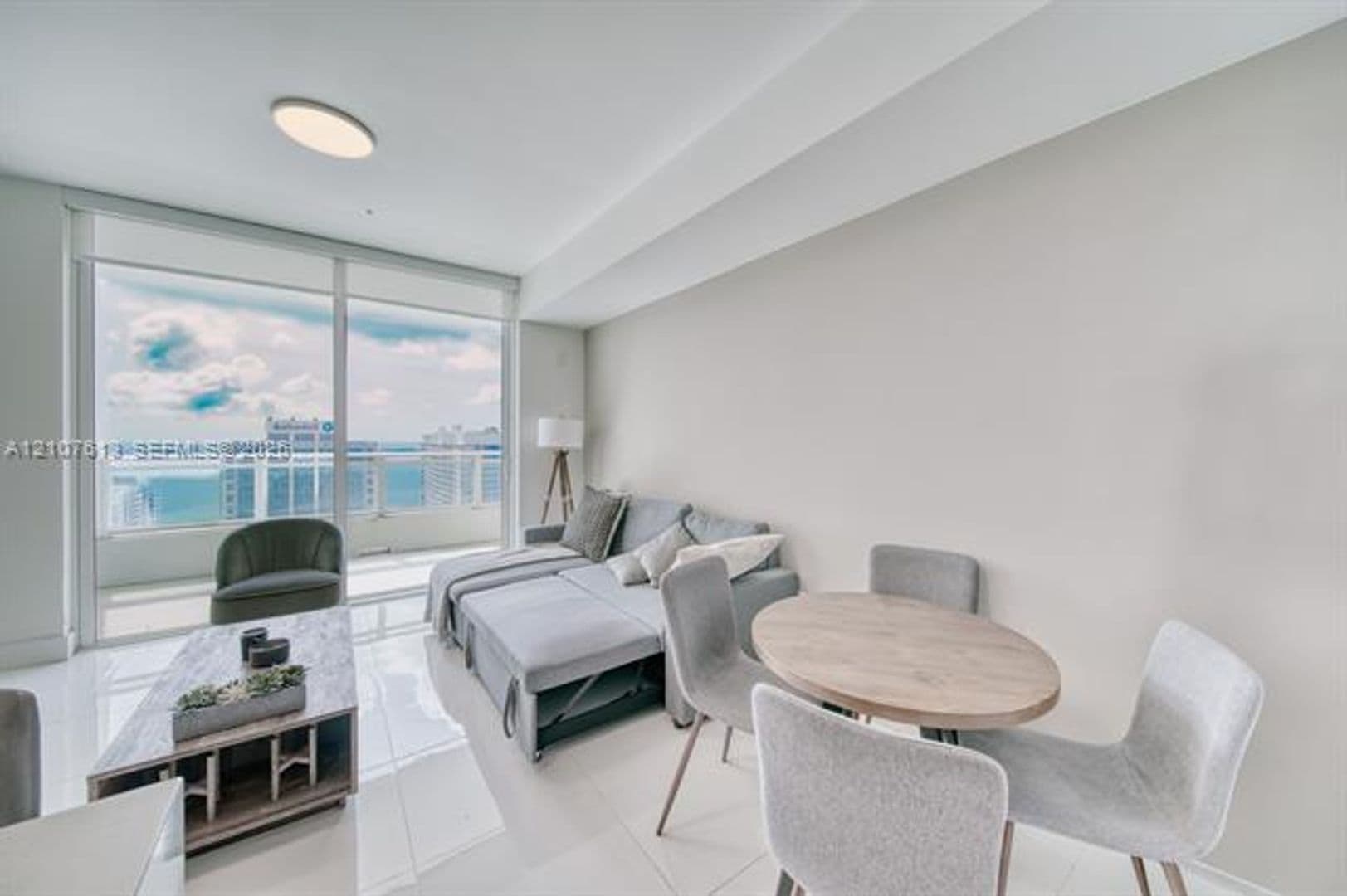 Miami Condo: 1080 Brickell Ave cu-3802