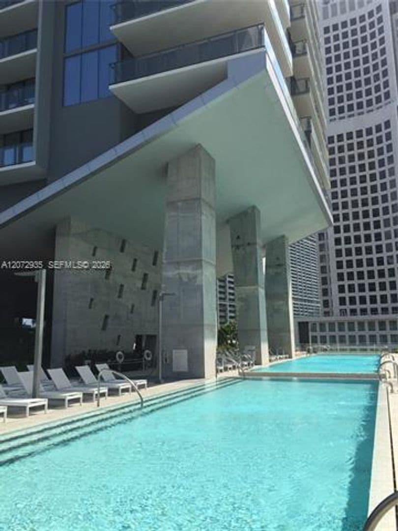 Miami Condo: 68 SE 6th St cu-1207