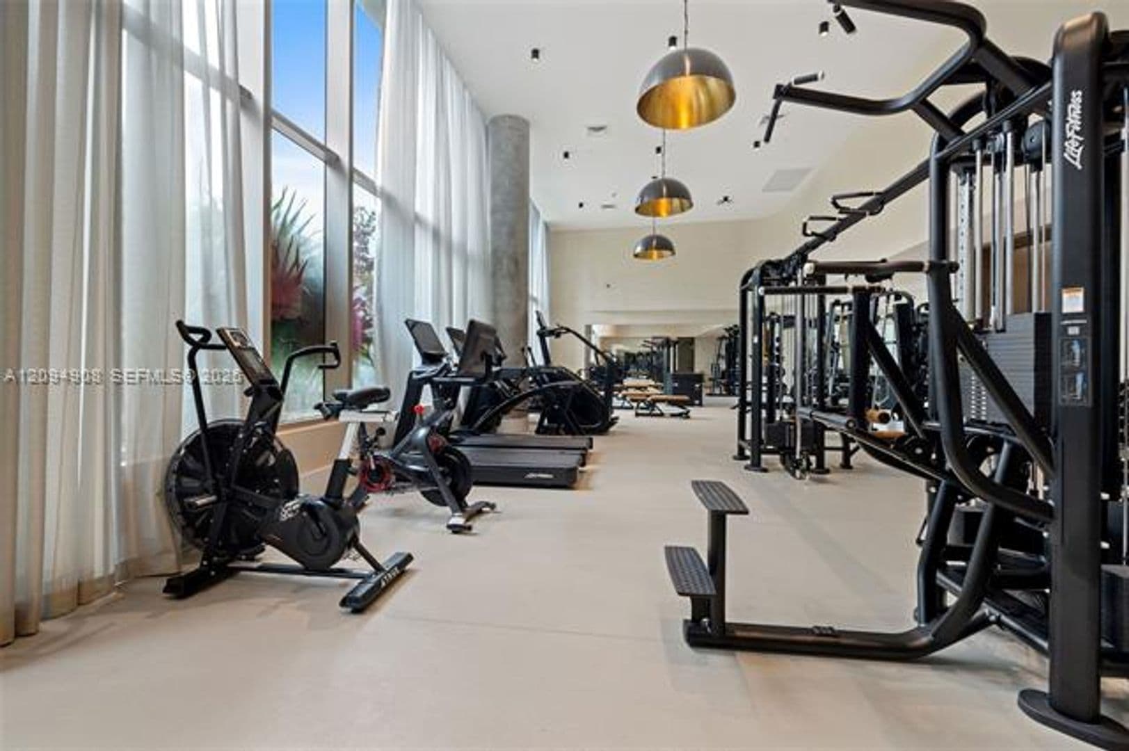 Miami Condo: 2200 Brickell Ave cu-206