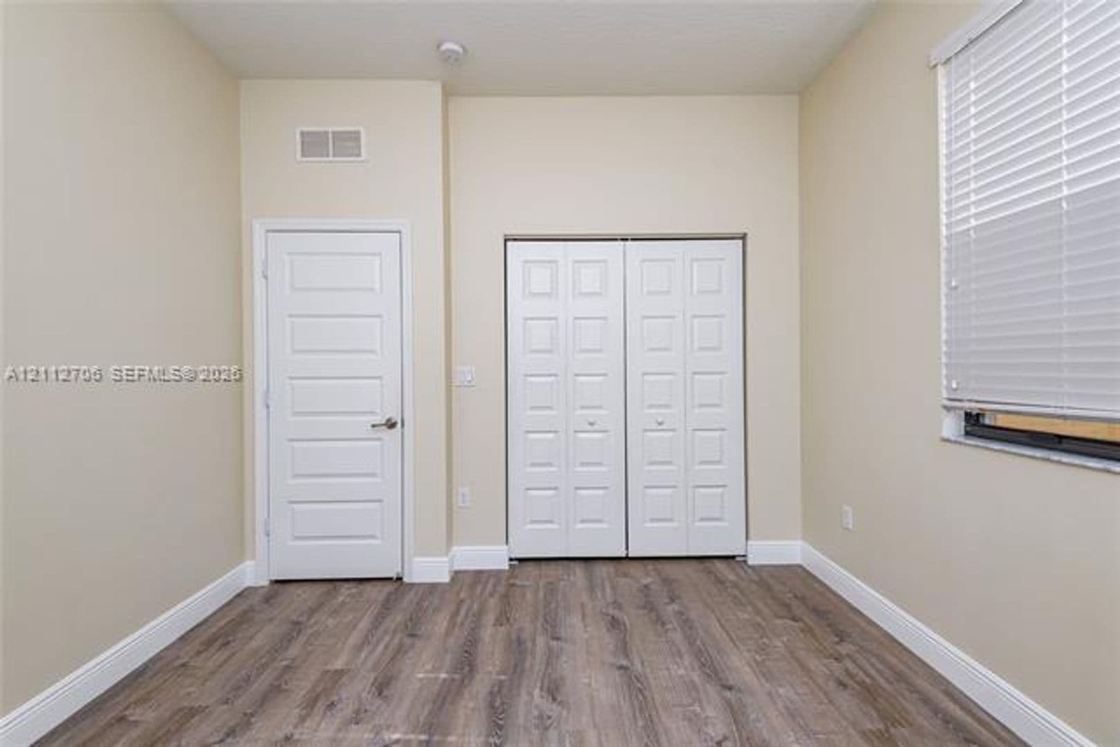 Miami House: 804 NE 191st St # 804