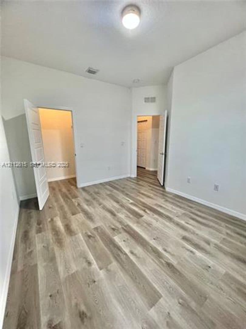 Miami House: 771 NE 191st St # 0