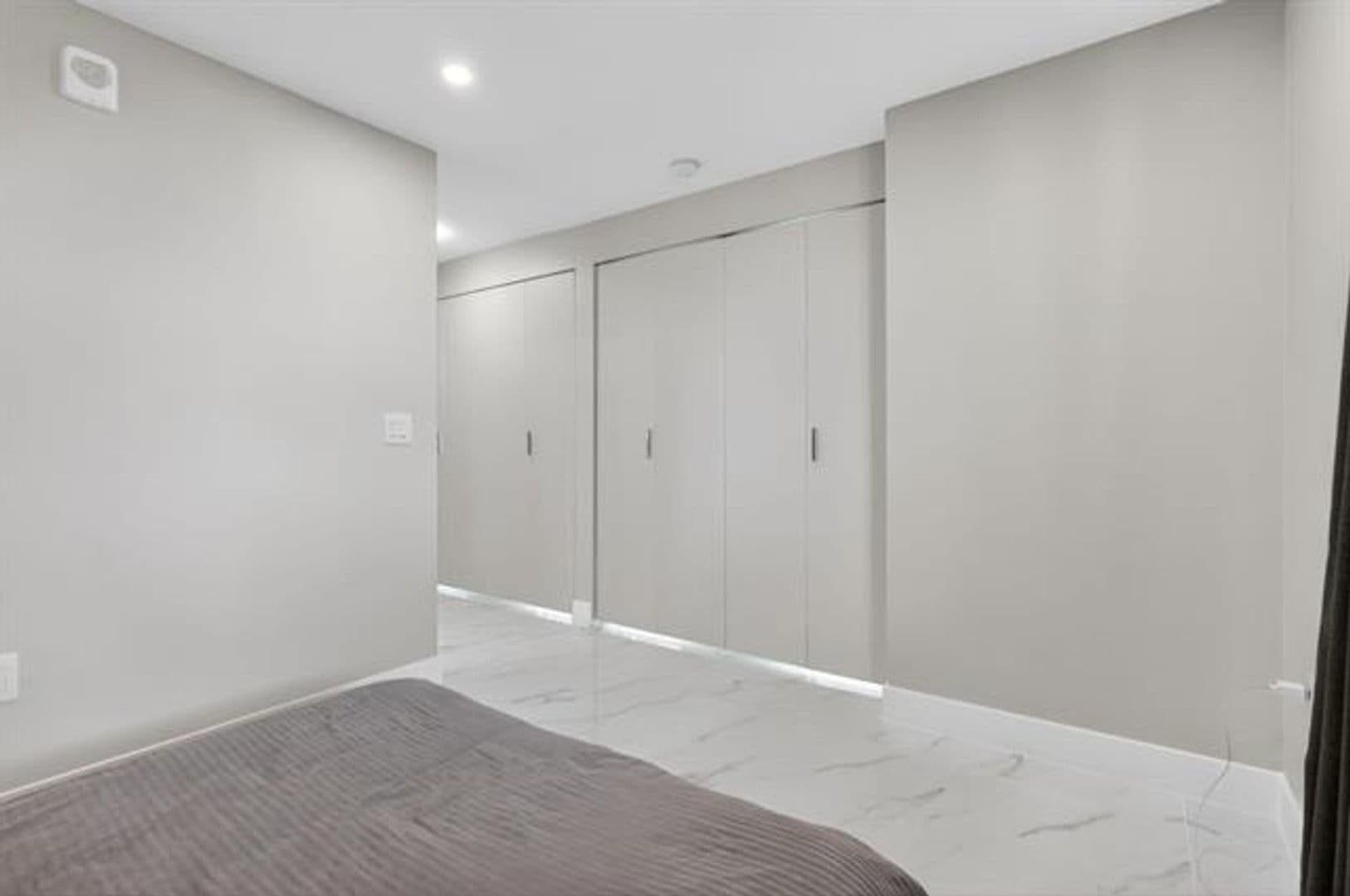 Miami Condo: 700 NE 24th St cu-2006