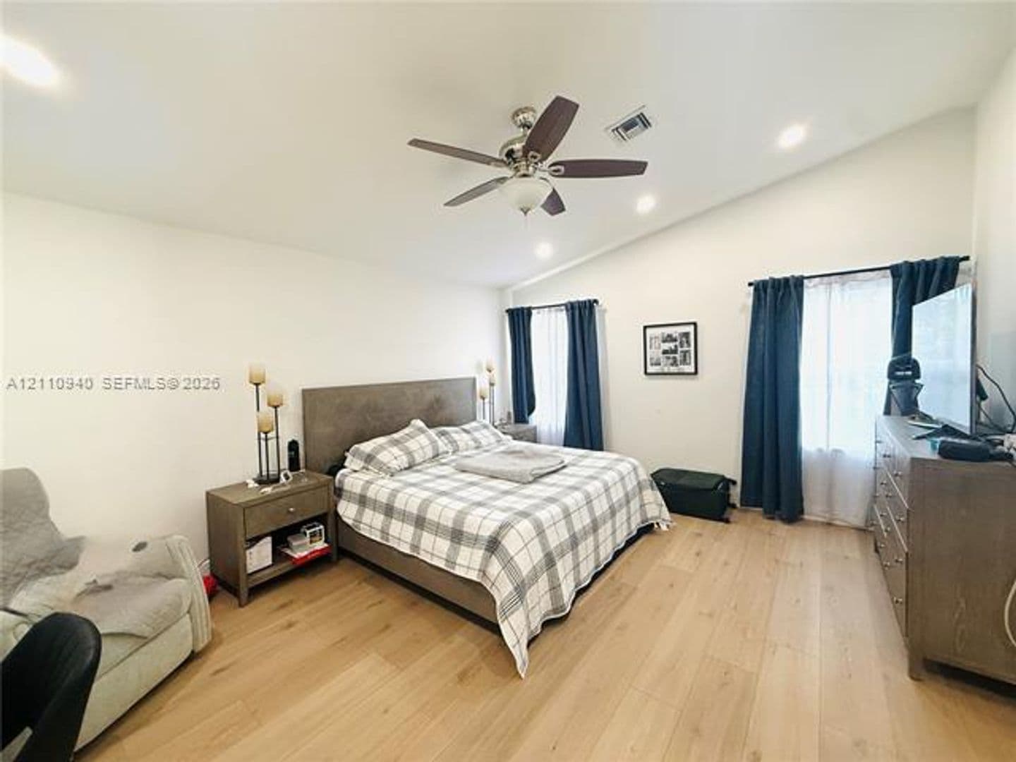 Pembroke Pines House: 18438 NW 9th St # 0