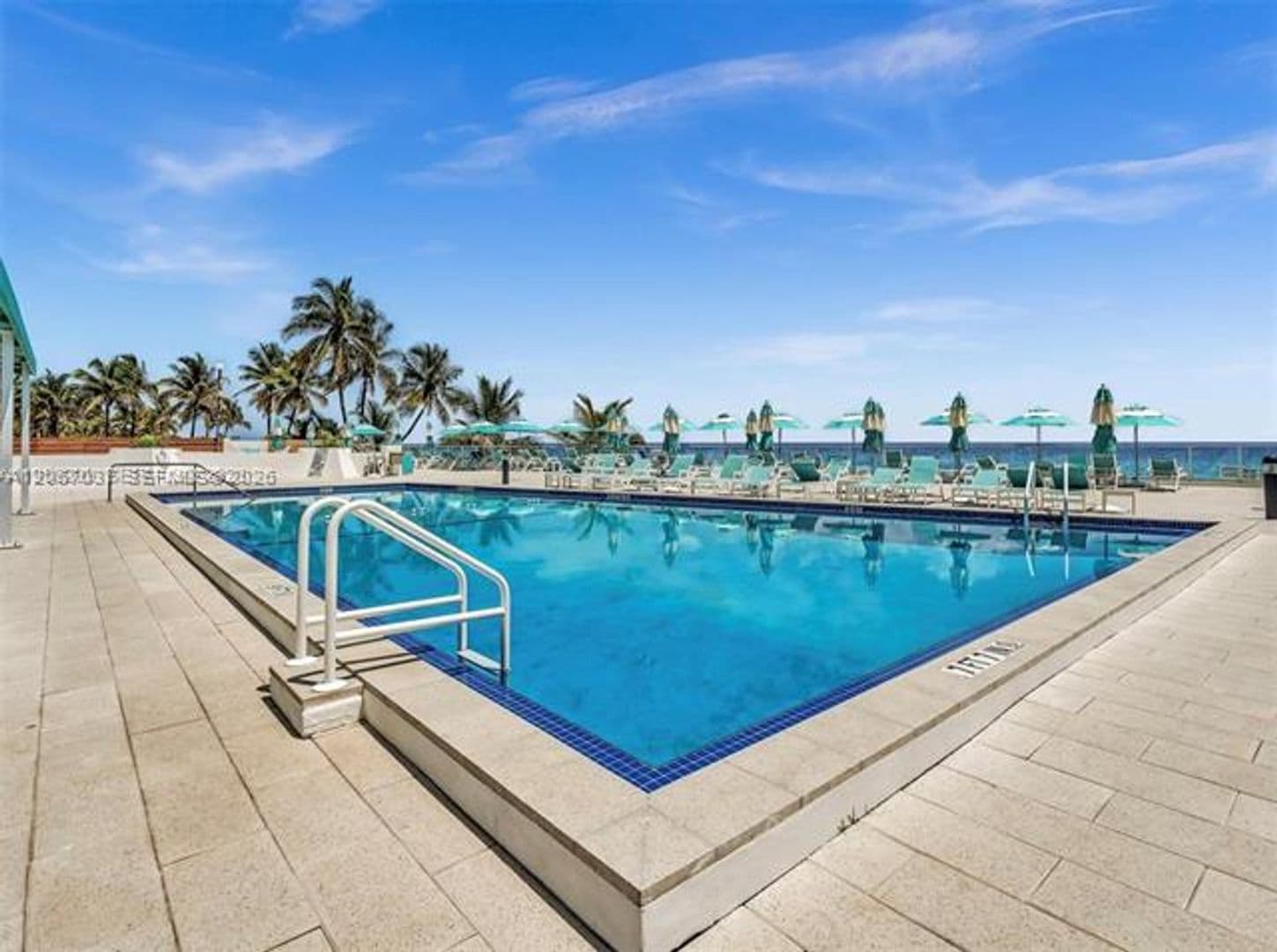 Hallandale Beach Condo: 3140 S Ocean Dr cu-206