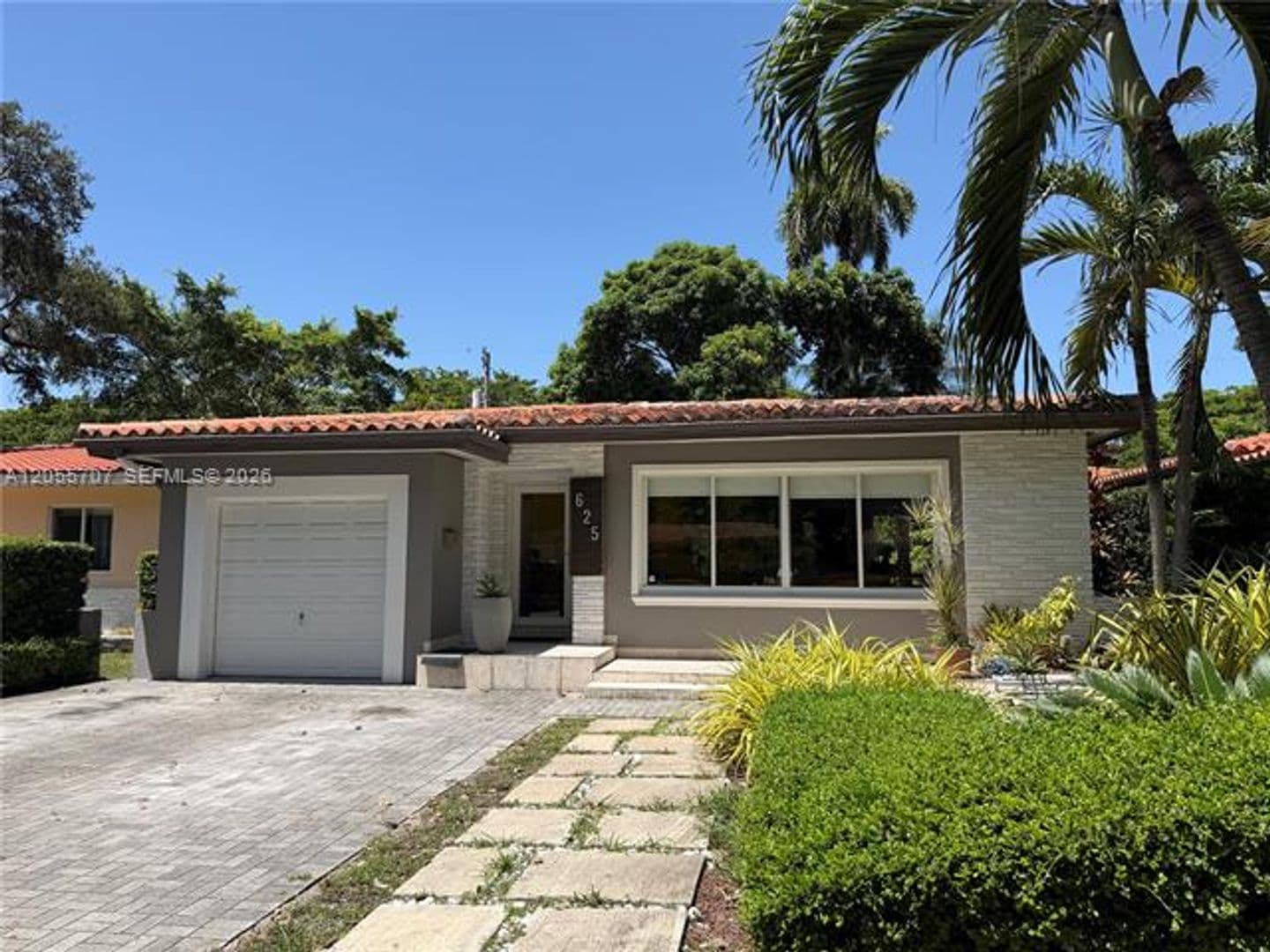 Coral Gables House: 625 Bird Rd # 625