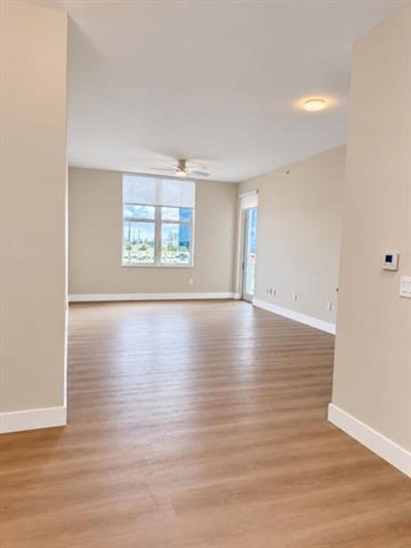 Fort Lauderdale Condo: 511 SE 5th Ave cu-607