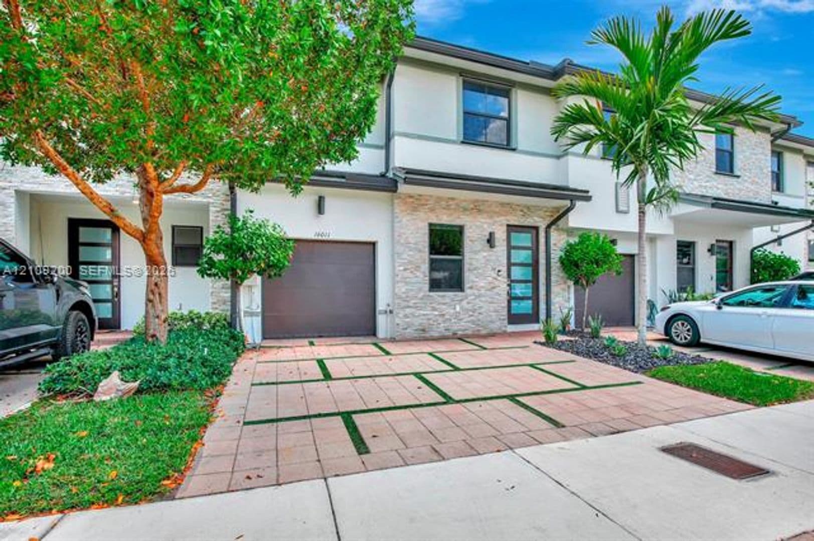 Miami Lakes Townhome: 16011 NW 91st Ct th 16011