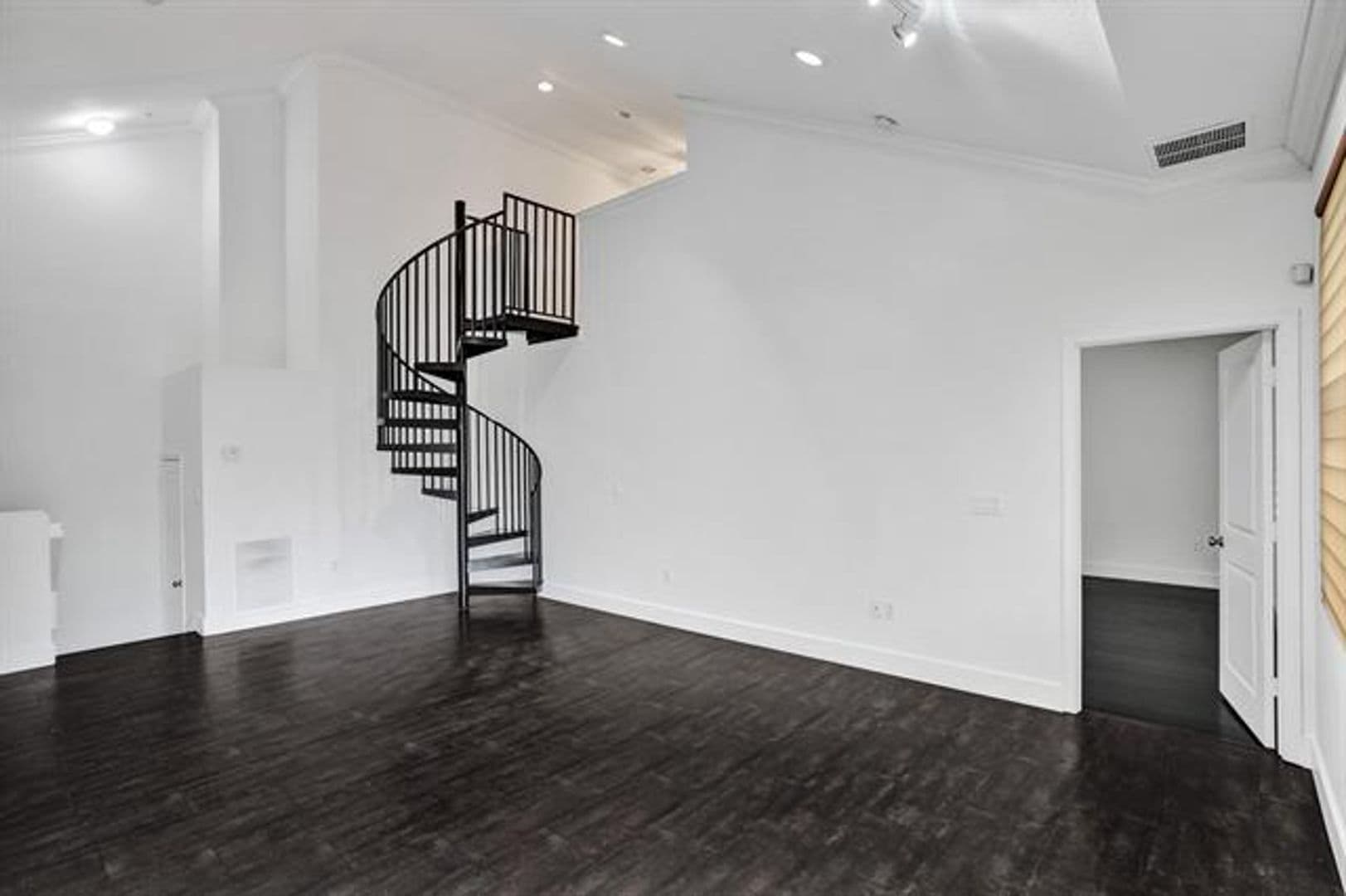 Sunrise Townhome: 12662 NW 32nd Pl th 12662