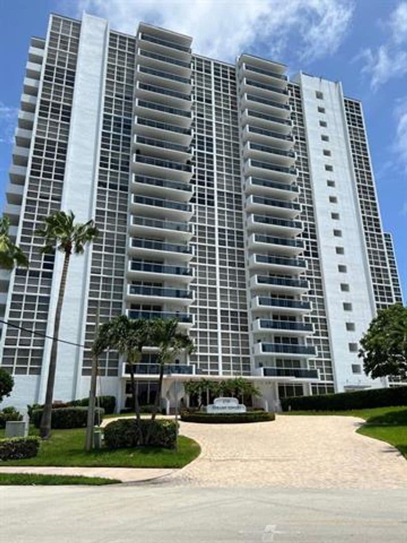 Fort Lauderdale Condo: 2701 N Ocean Blvd cu-3b