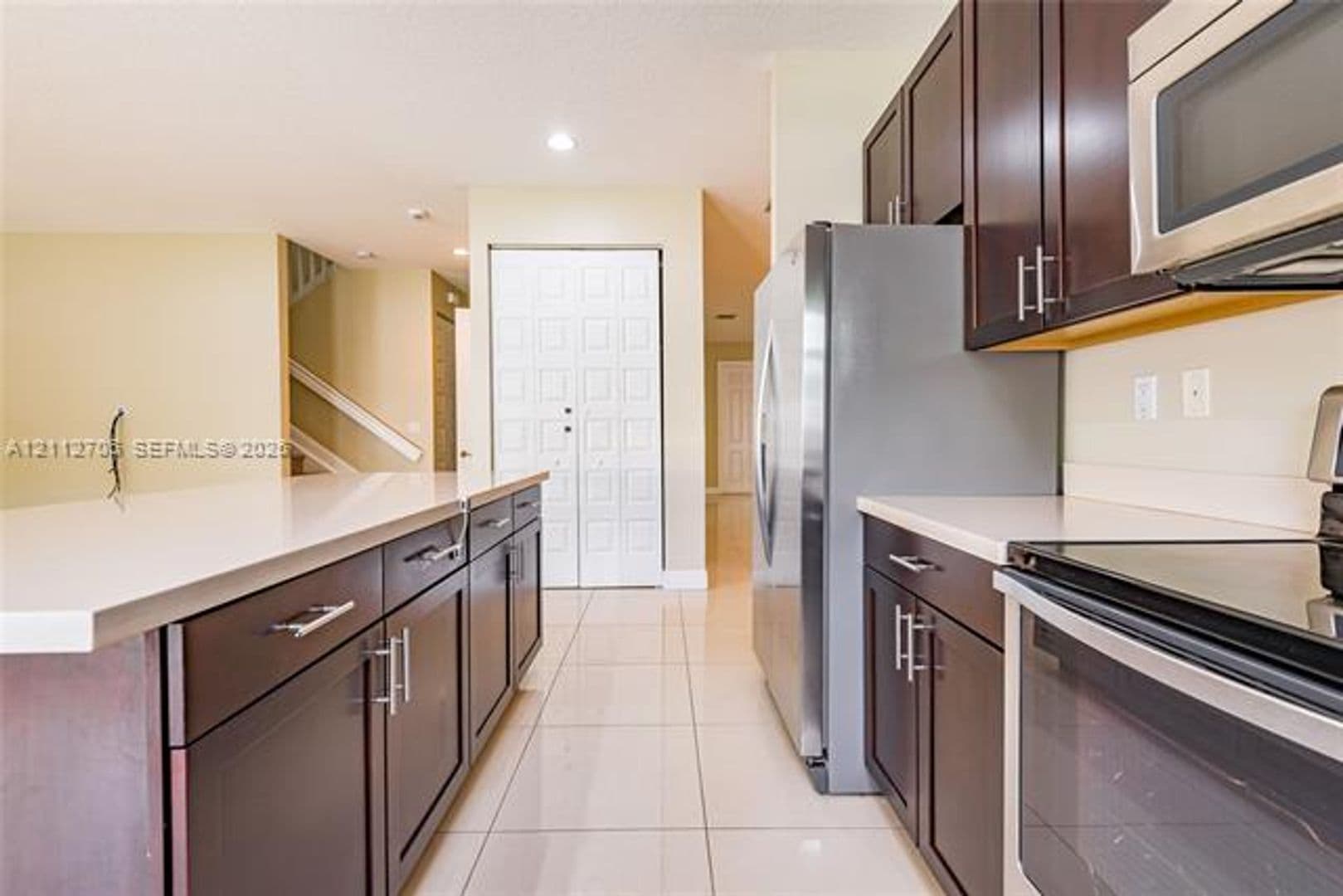 Miami House: 804 NE 191st St # 804