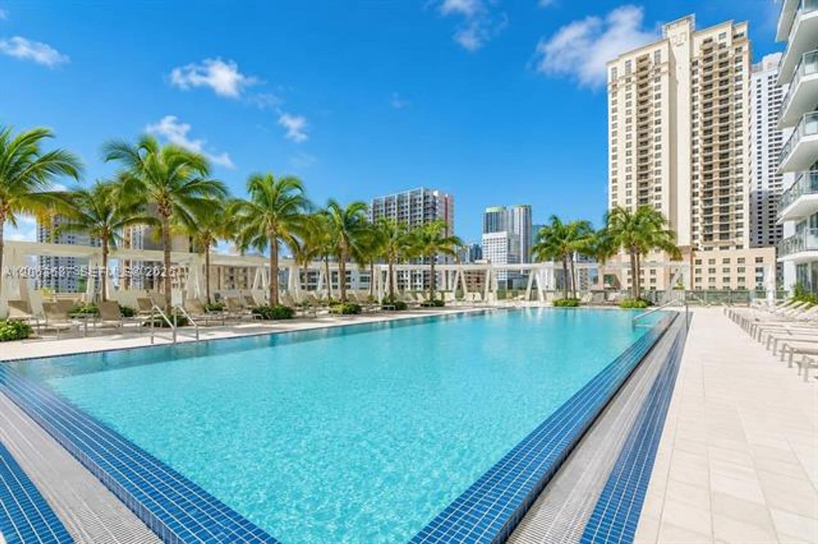 Miami Condo: 79 SW 12 St cu-1707