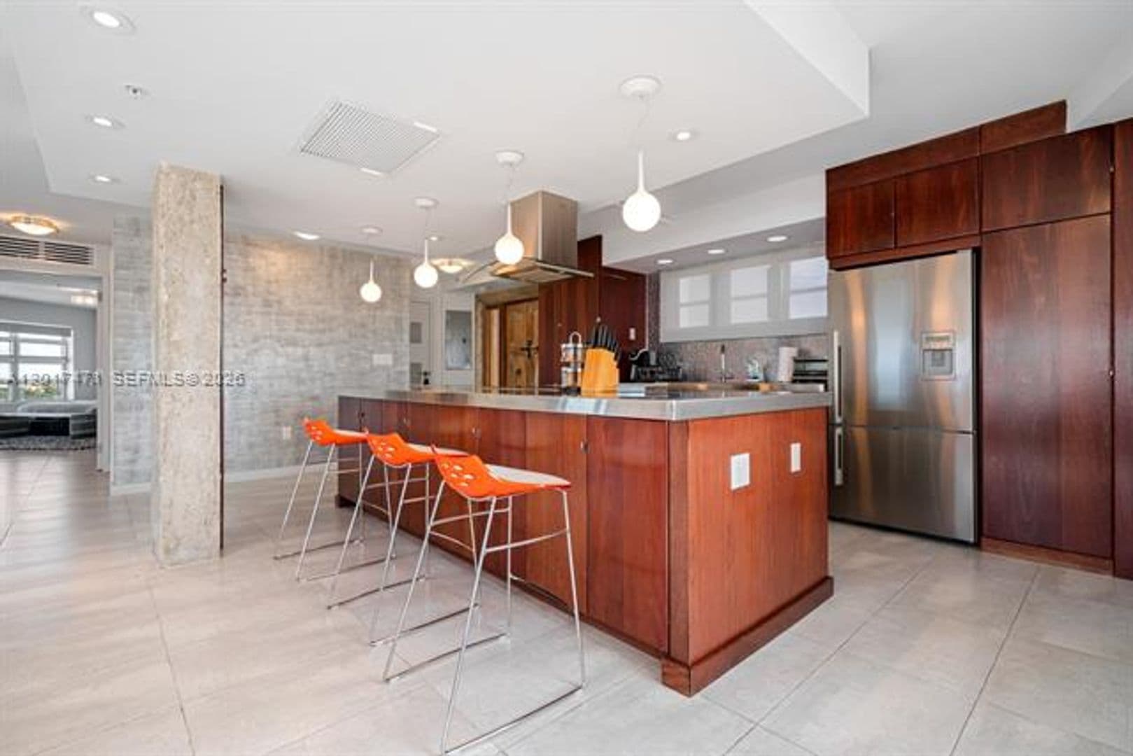 Miami Beach Condo: 1881 Washington Ave cu-PHG