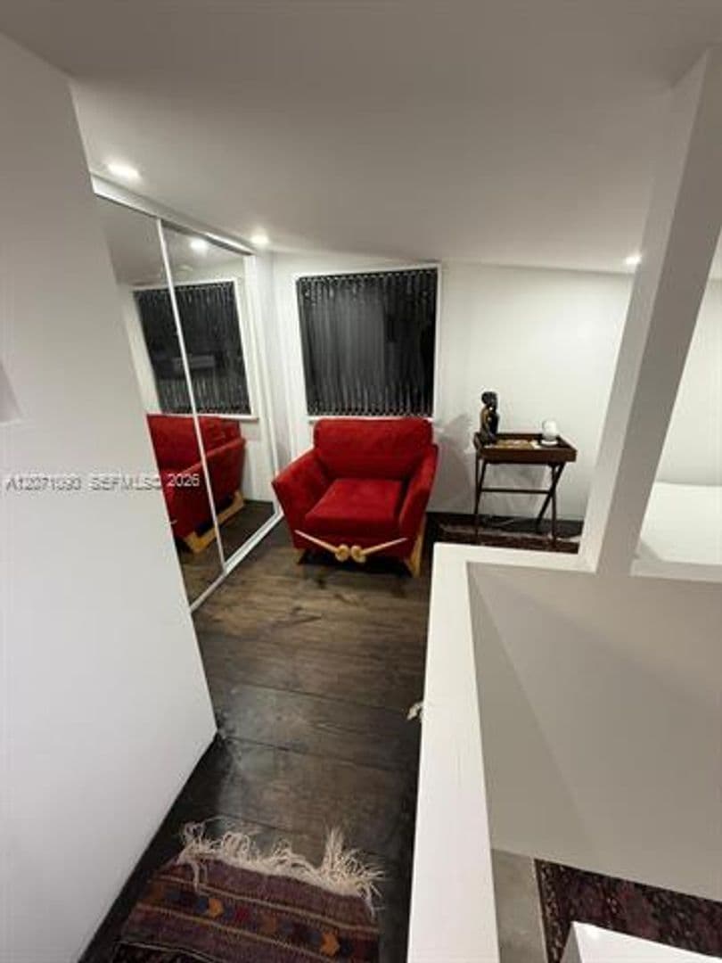 Miami House: 3596 Main Hwy # 3596