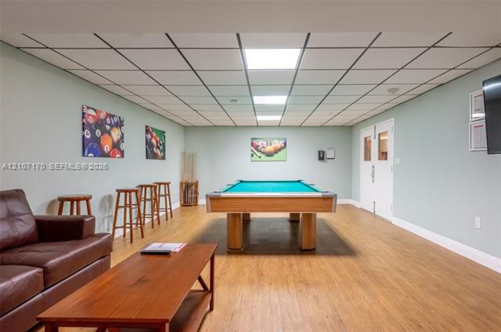 Hollywood Condo: 1201 S Ocean Dr cu-908S