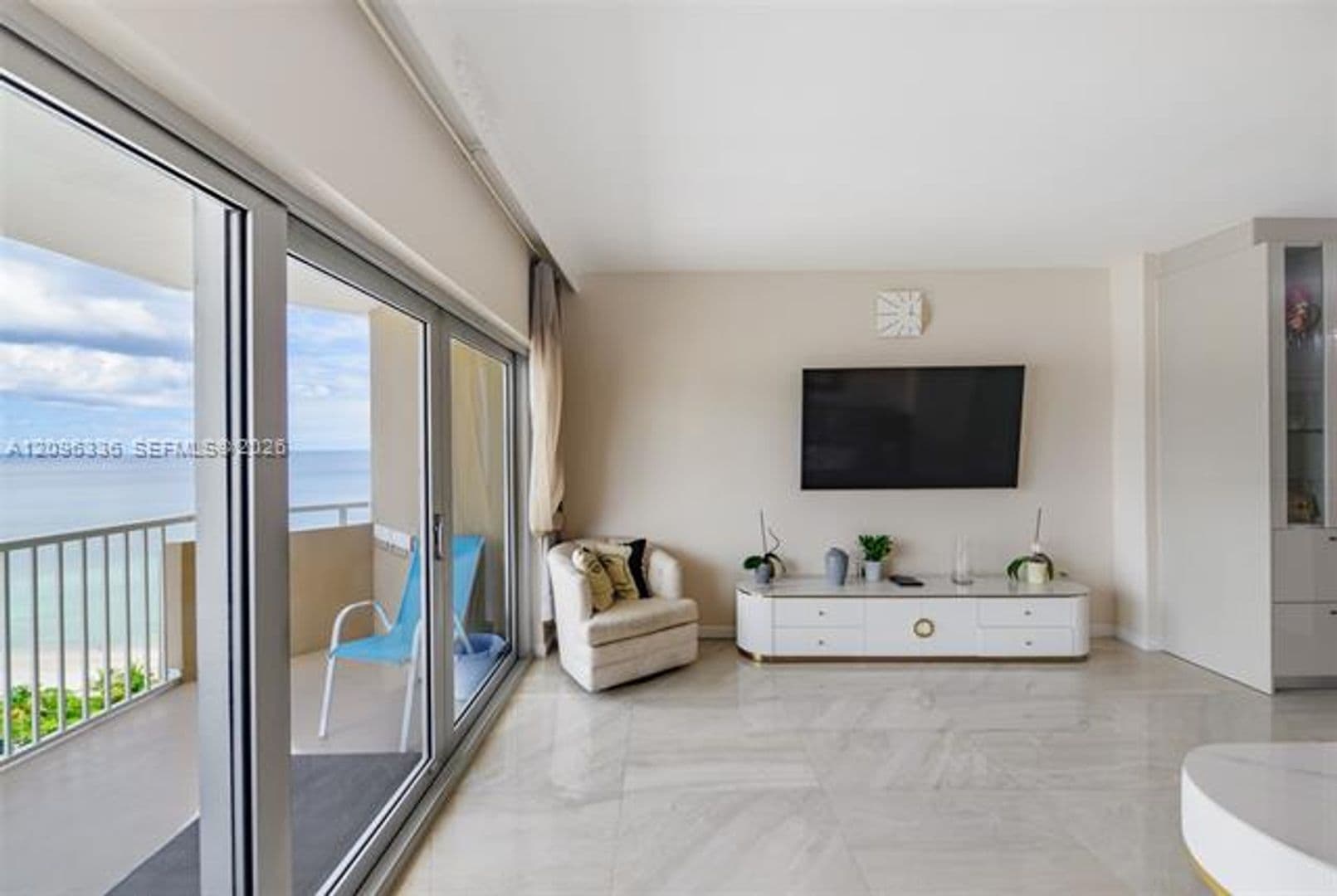 Hallandale Beach Condo: 1980 S Ocean Dr cu-18D
