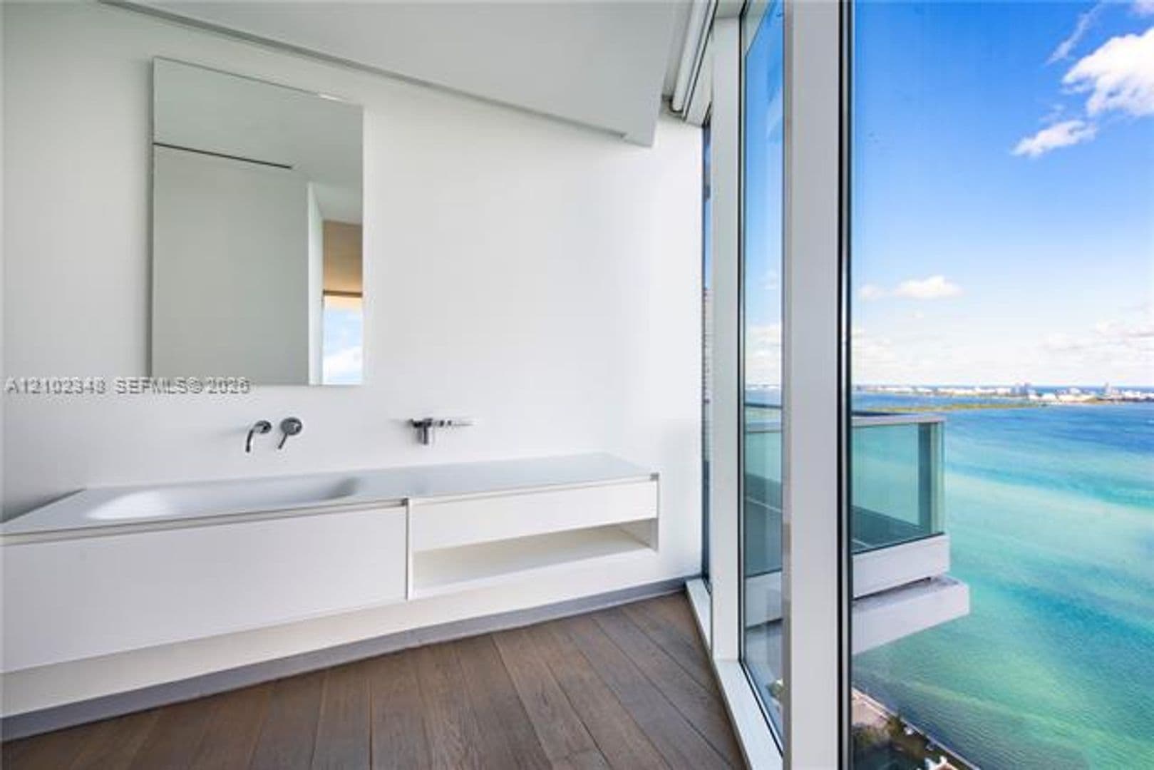 Miami Condo: 2020 N Bayshore Dr cu-4502