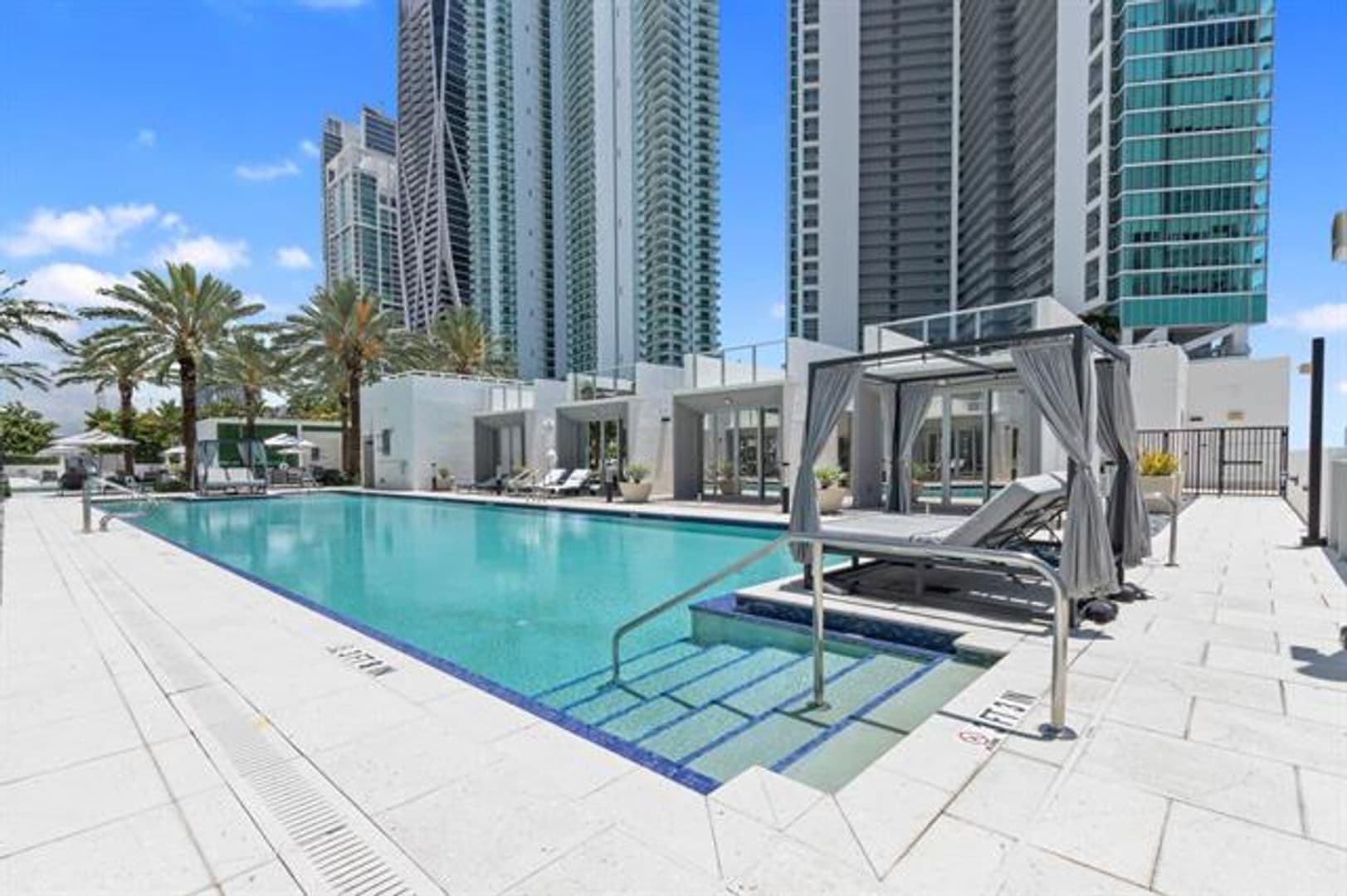 Miami Condo: 851 NE 1st Ave cu-3502