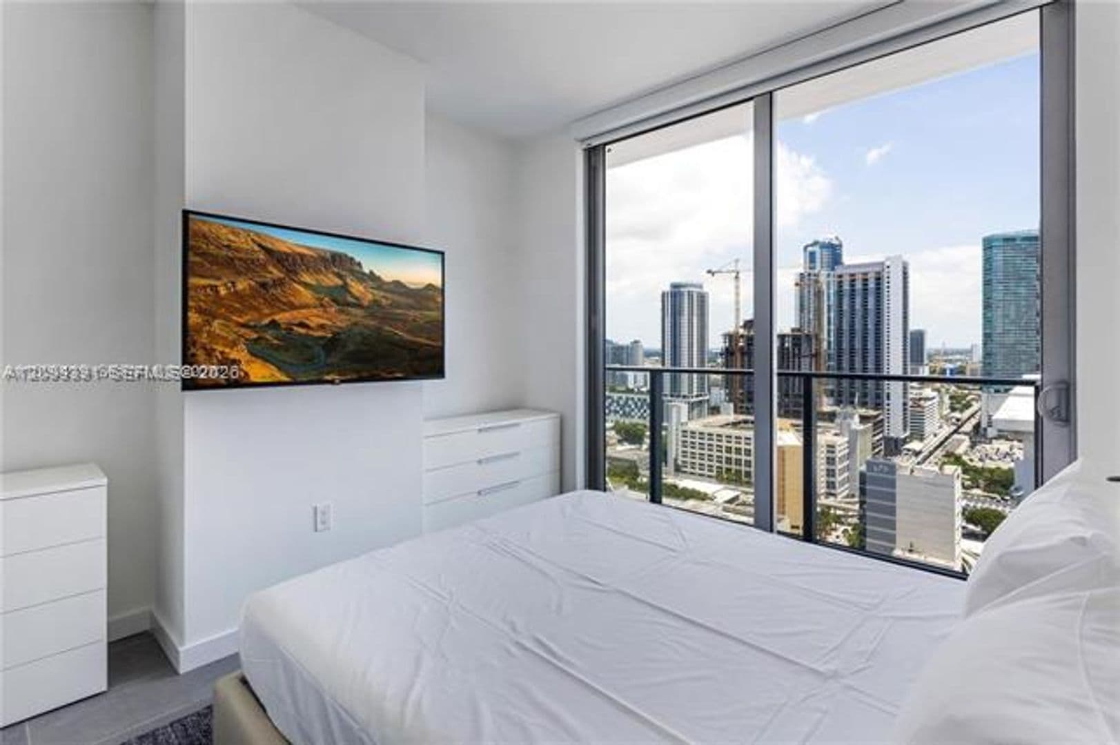 Miami Condo: 227 NE 2nd St cu-2806