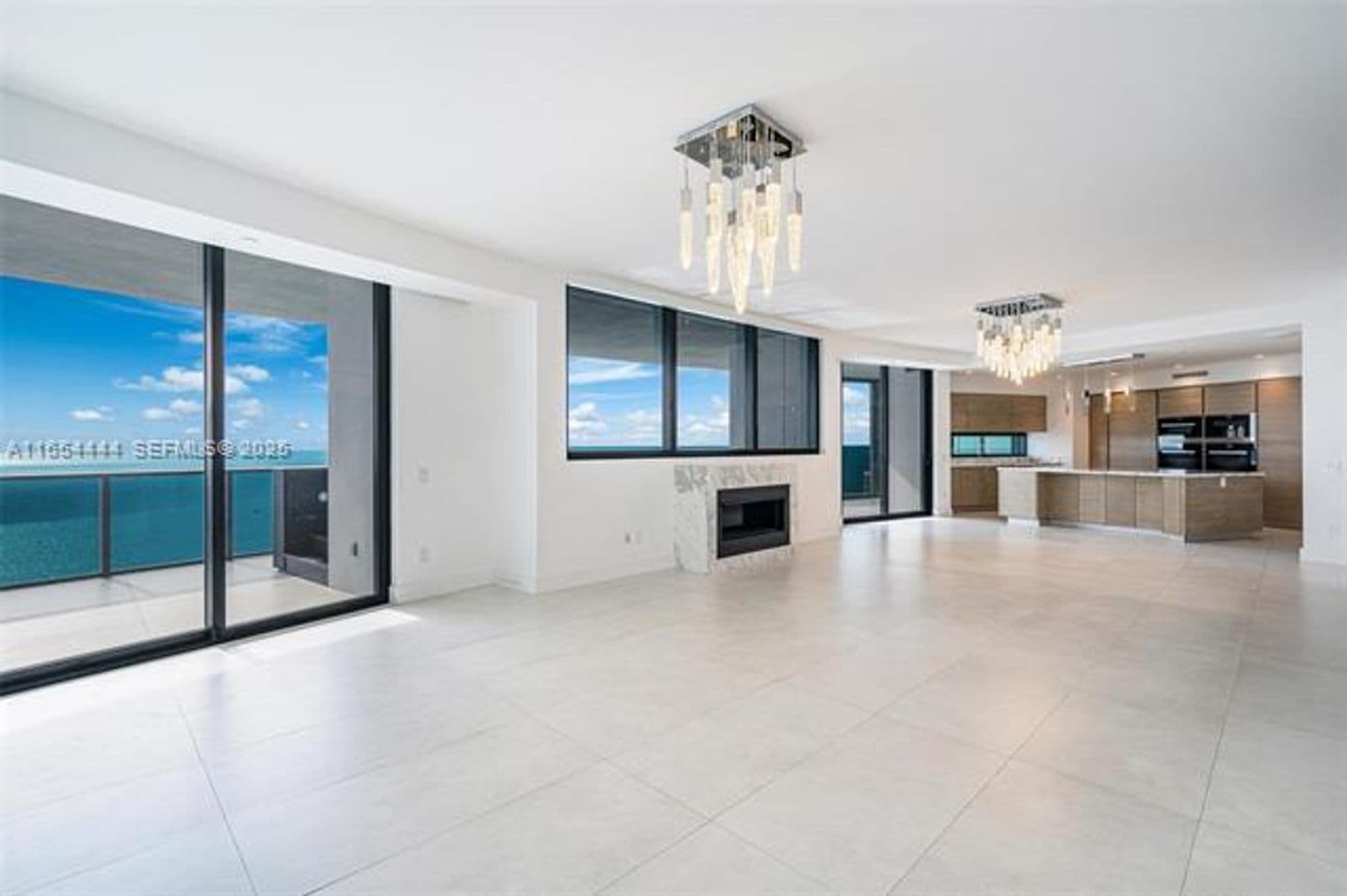 Sunny Isles Beach Condo: 18555 Collins Ave cu-5001