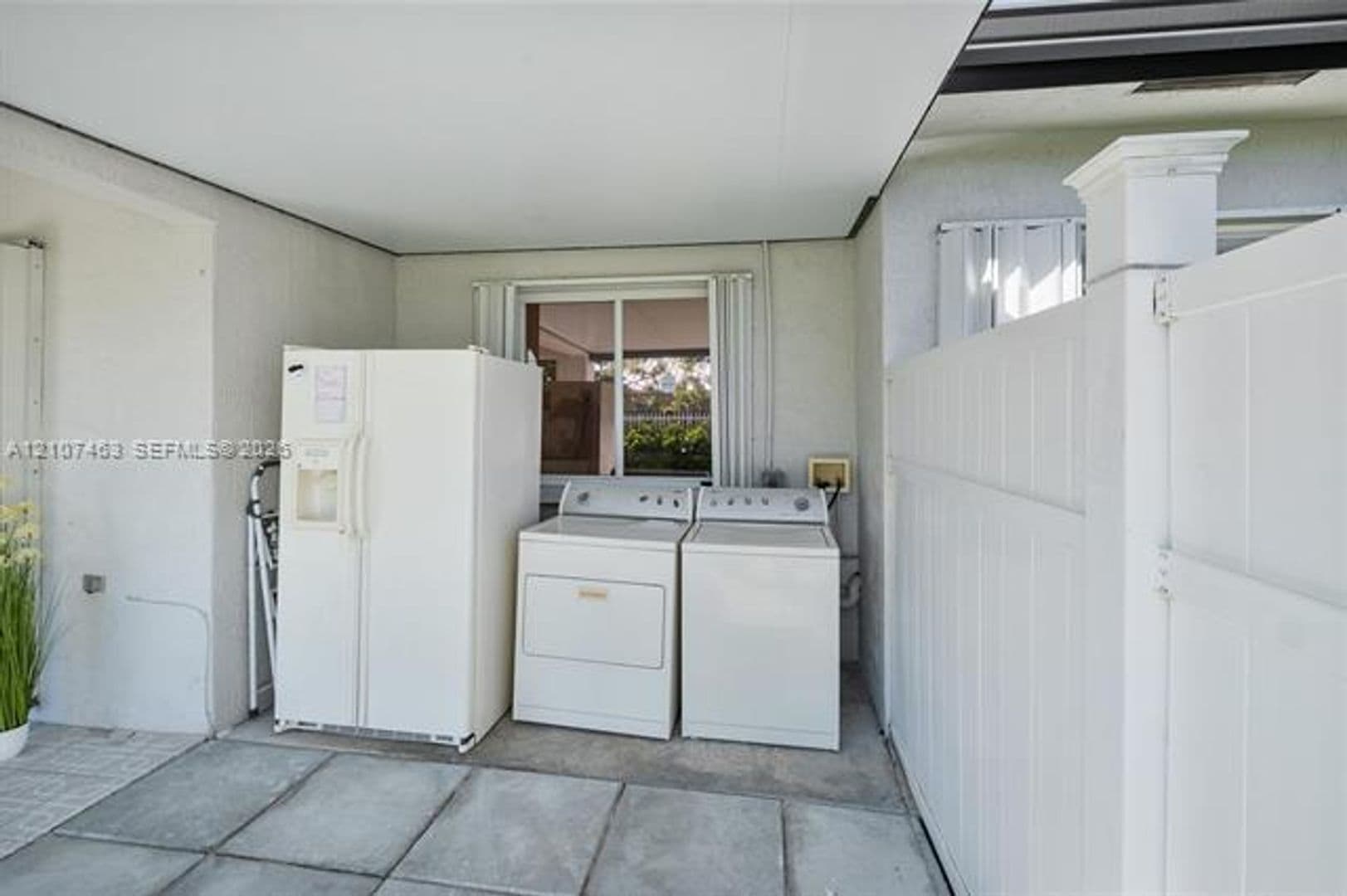 Hialeah House: 7071 W 6th Ave # 7071