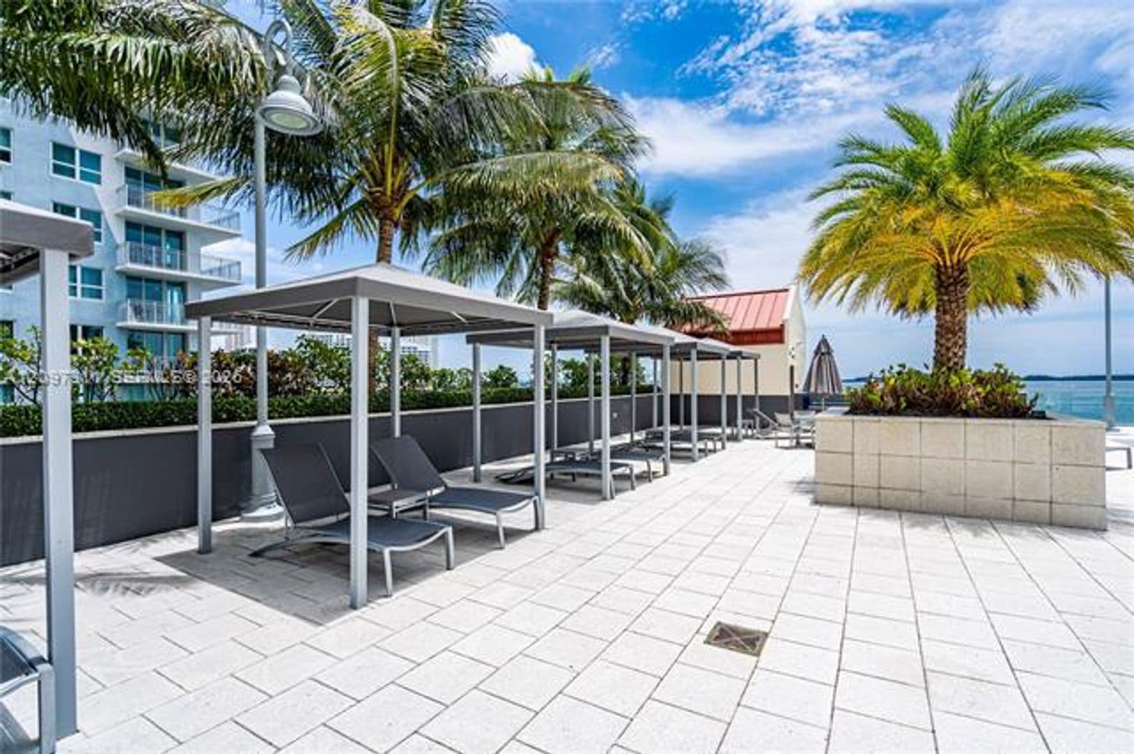 Miami Condo: 1155 Brickell Bay Dr cu-2007